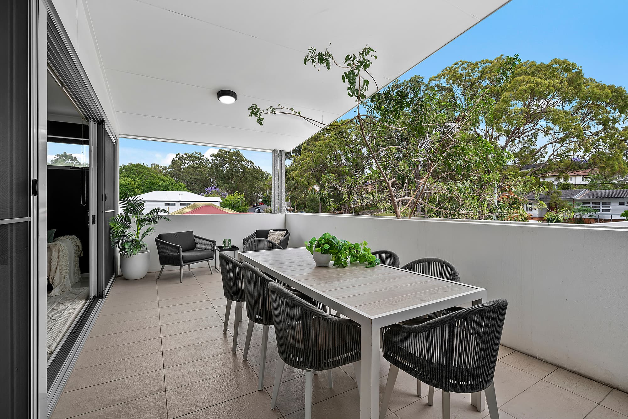 10/96 Dell Road, St Lucia - Image 1