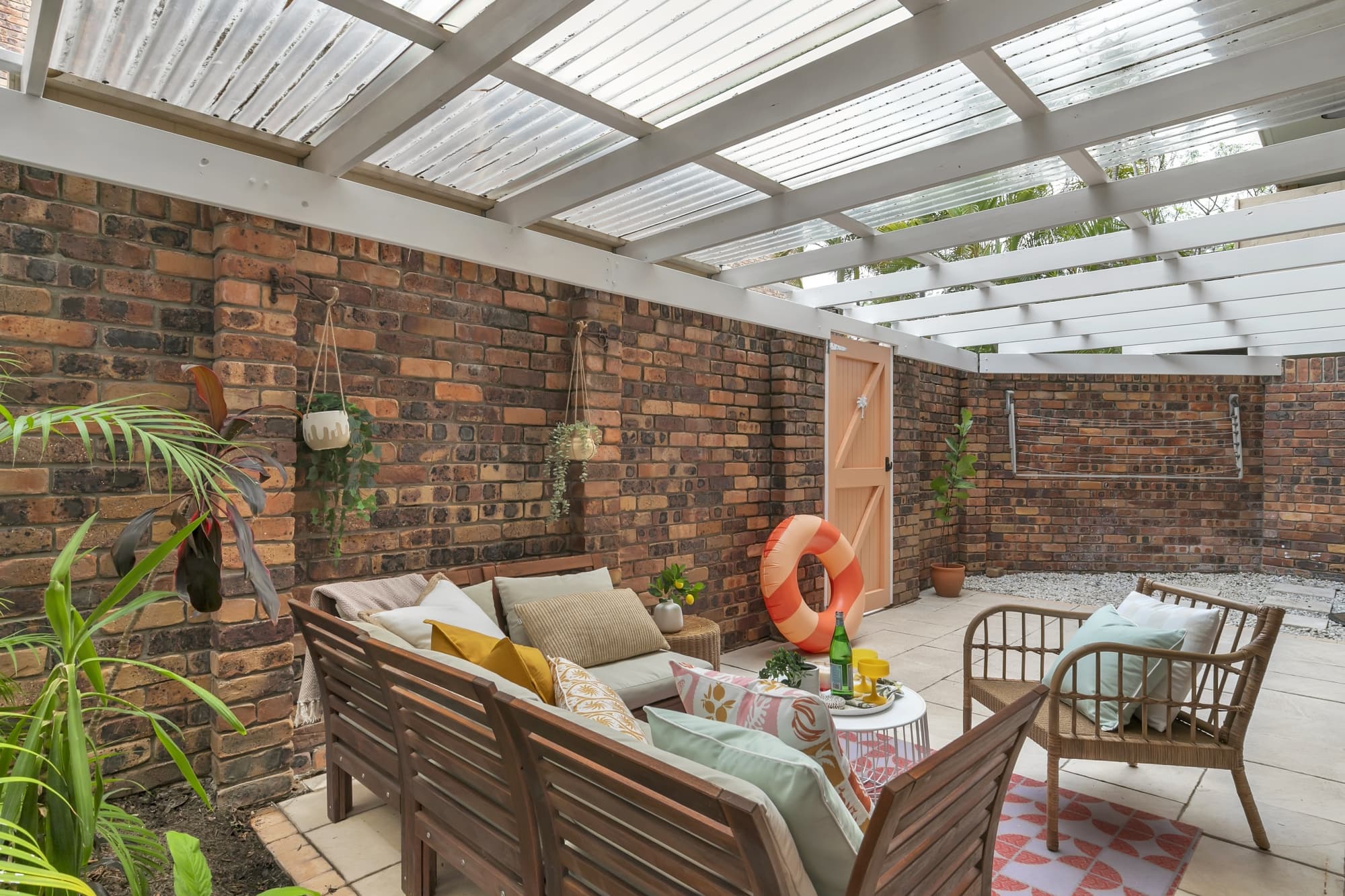 1/44 Miskin Street, Toowong - Image 1
