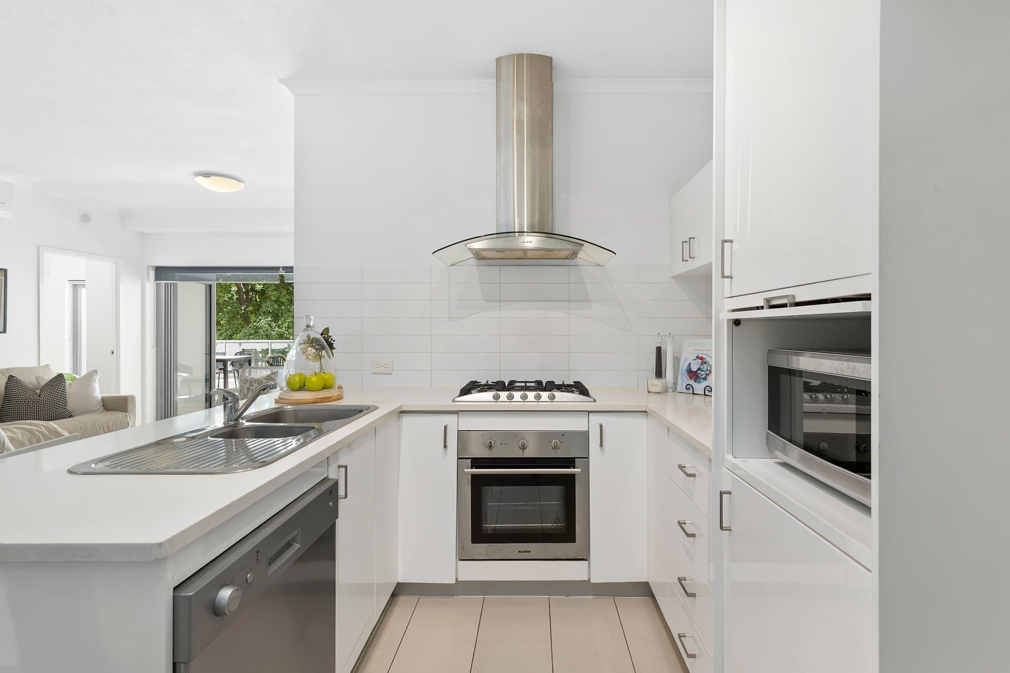 305/30 Riverview Ter..., Indooroopilly - Thumbnail 8