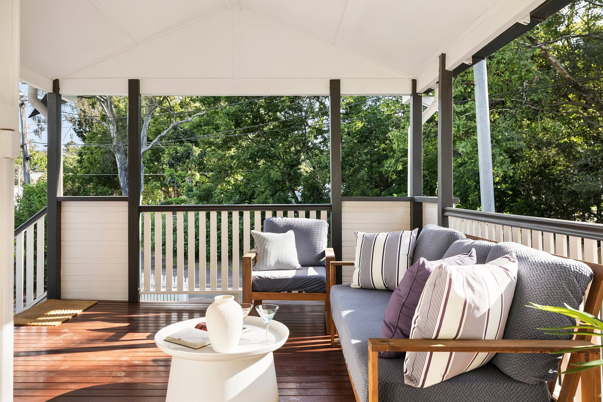 27 Orchard Street, Toowong - Thumbnail 2