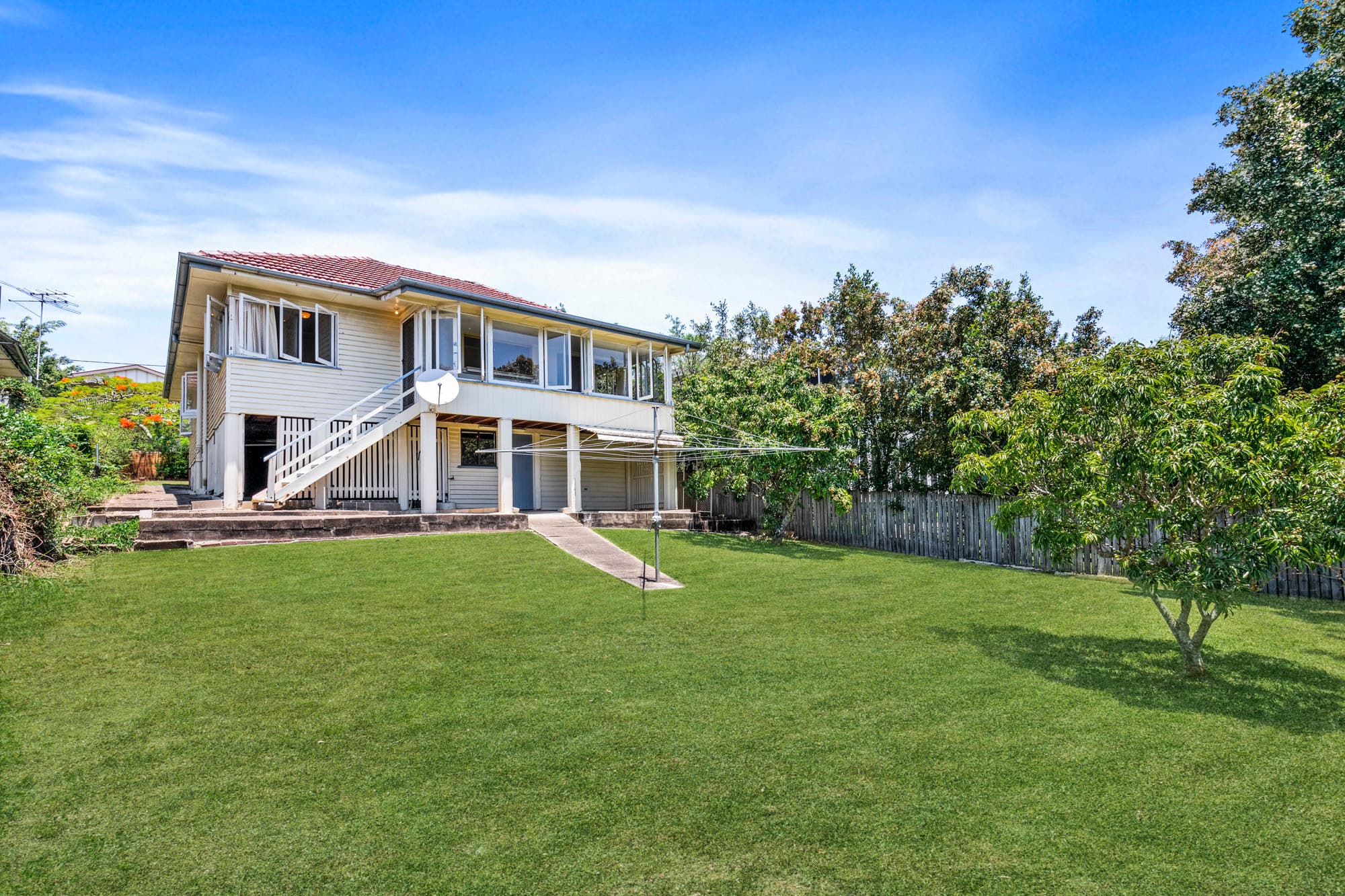 95 Broomfield Street, Taringa - Image 1