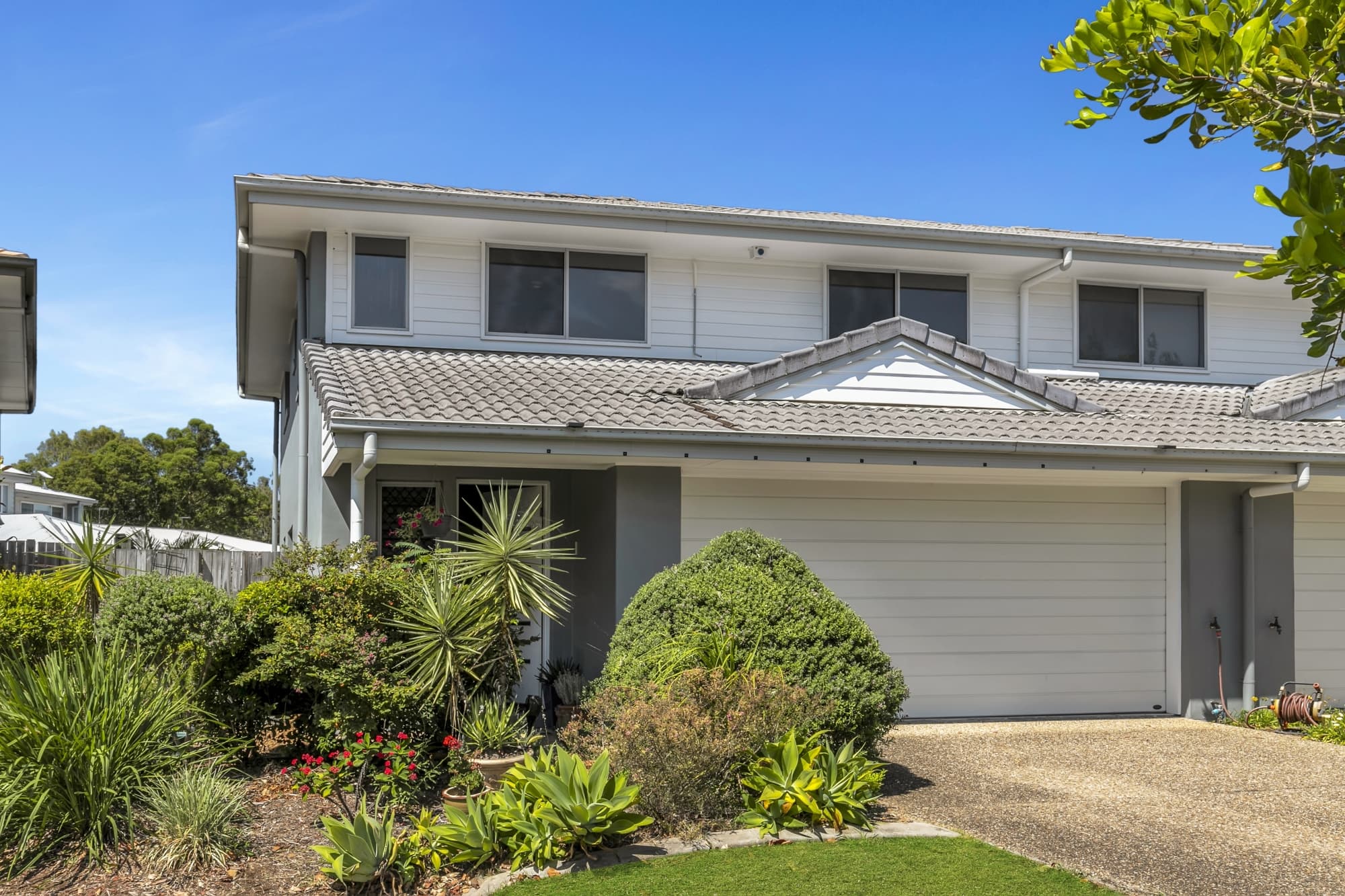 52/302 College Road, Karana Downs - Image 1
