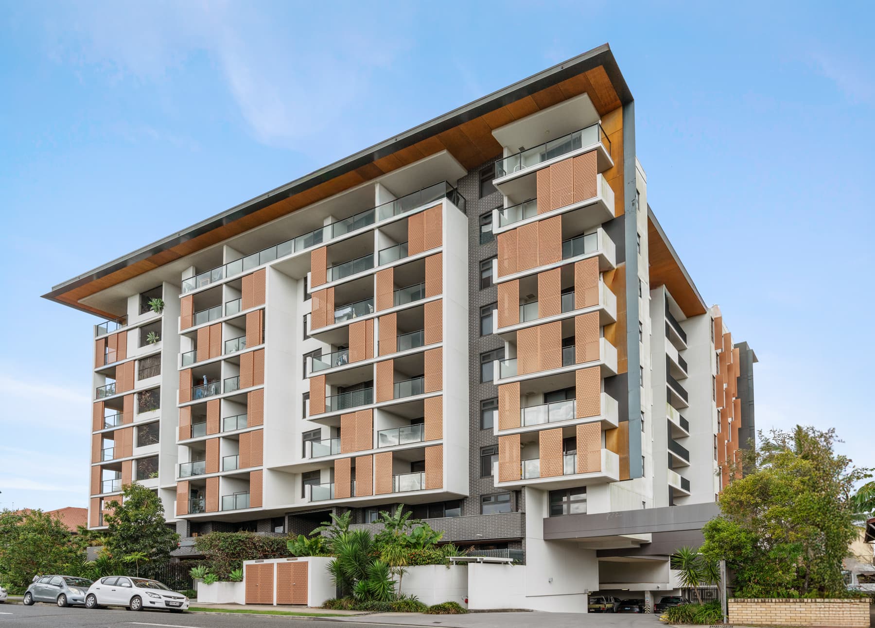 812/125 Station Road, Indooroopilly - Thumbnail 2