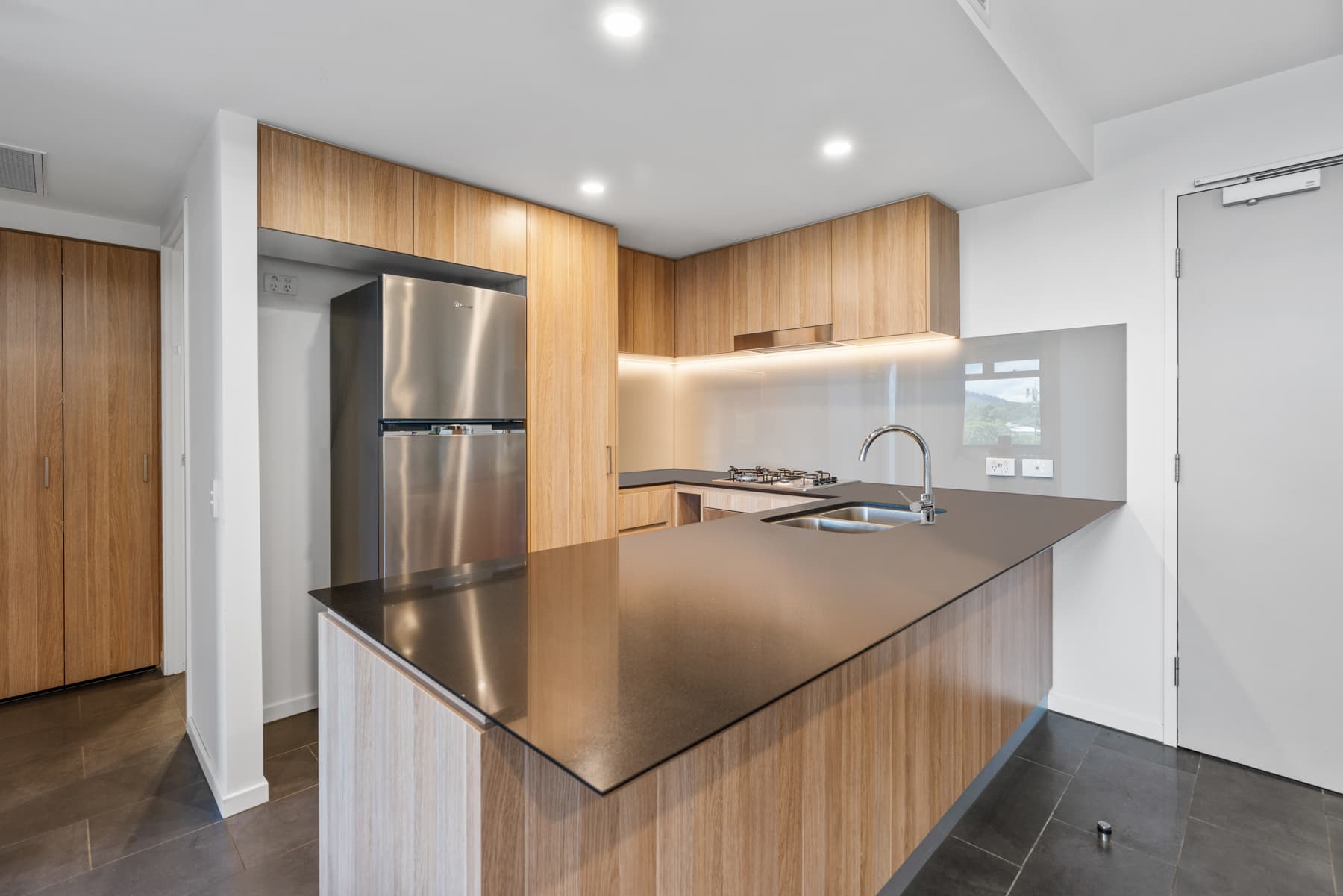 812/125 Station Road, Indooroopilly - Thumbnail 6