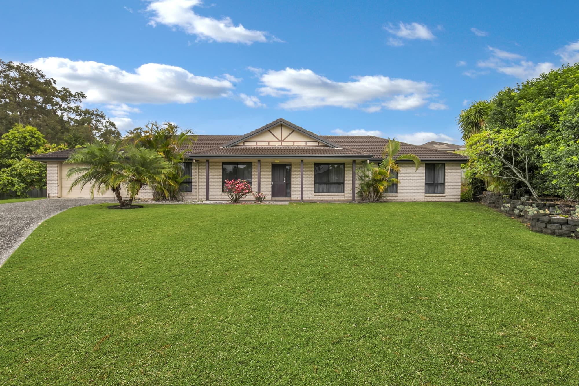 20 Athena Close, Moggill - Image 1