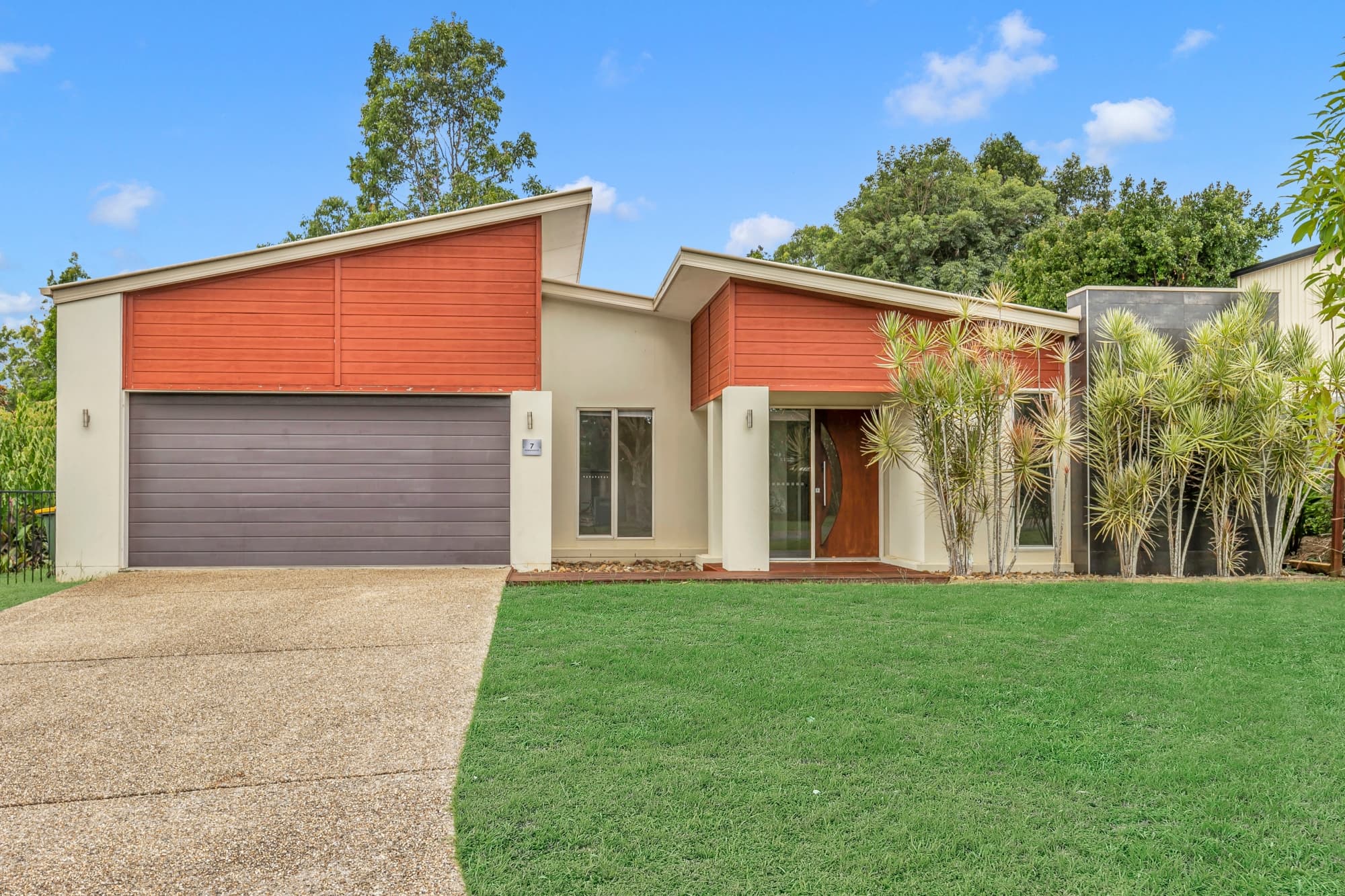 7 Everwood Street, Moggill - Image 1