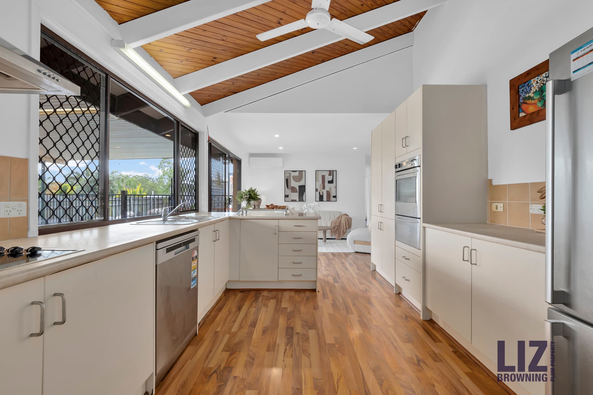 46 Diamantina Street, Chapel Hill - Thumbnail 4