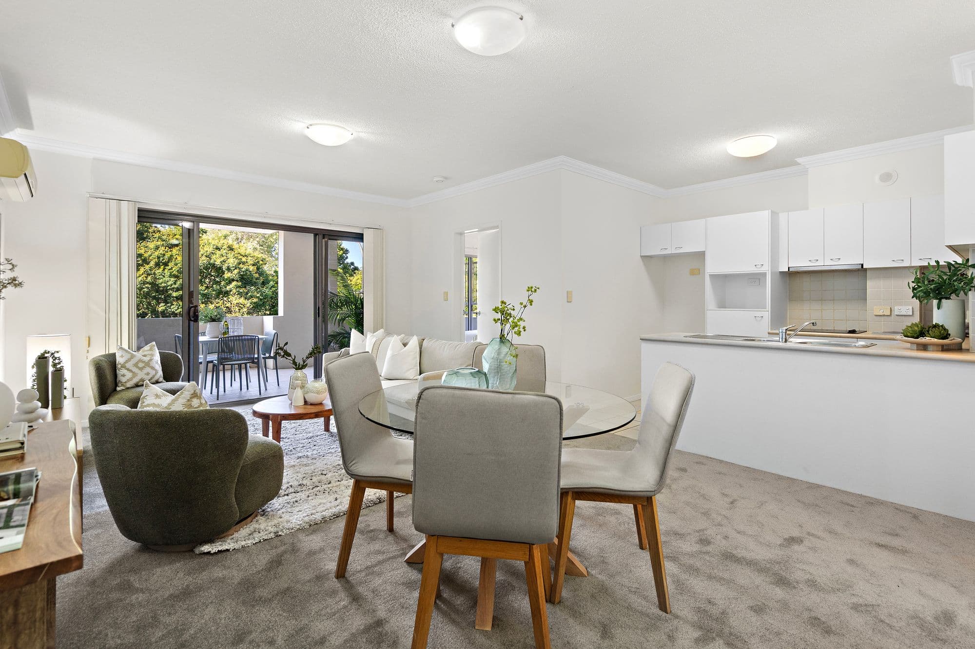 8/28 Belgrave Road, Indooroopilly - Thumbnail 2