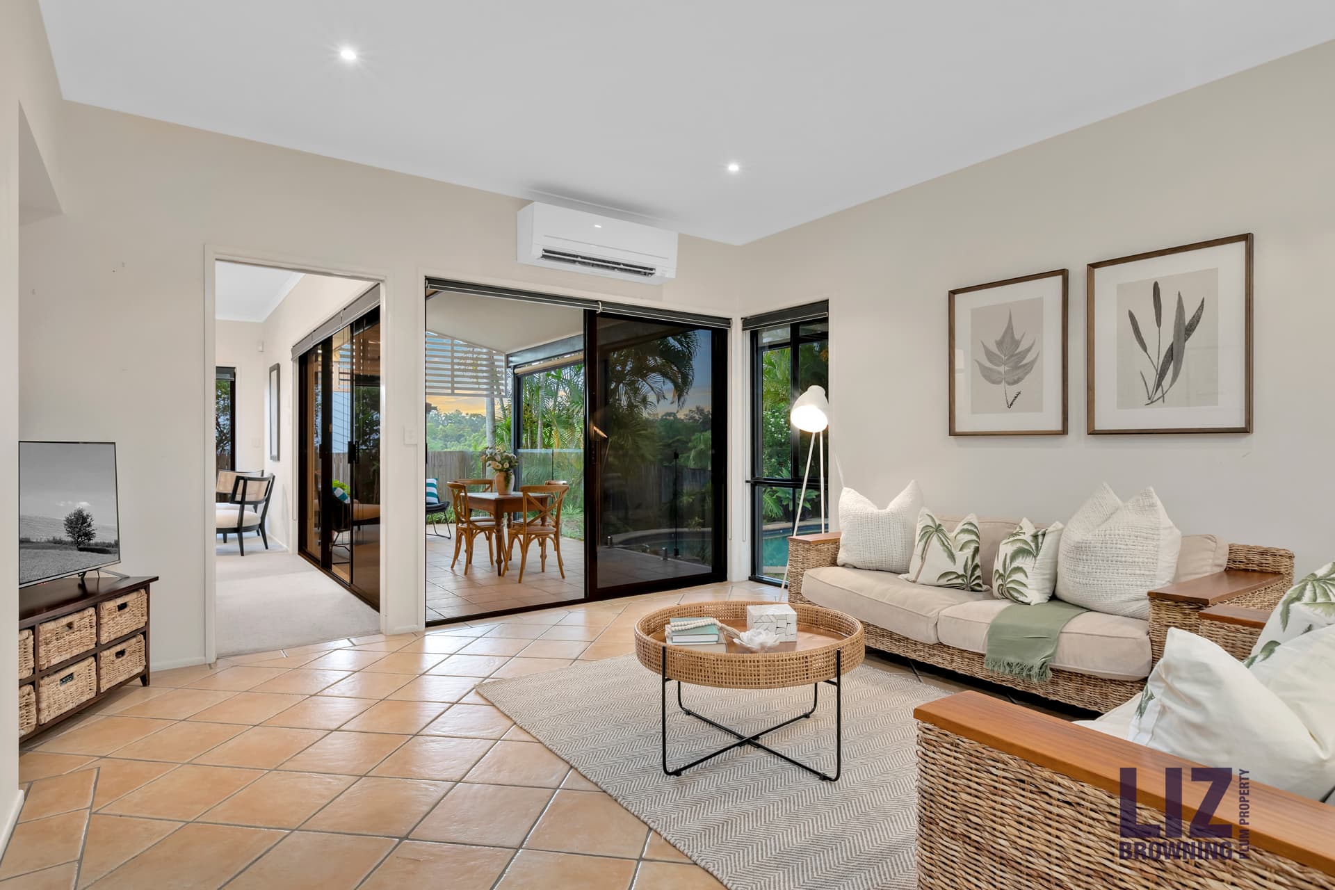 8 Accrington Place, Chapel Hill - Thumbnail 2