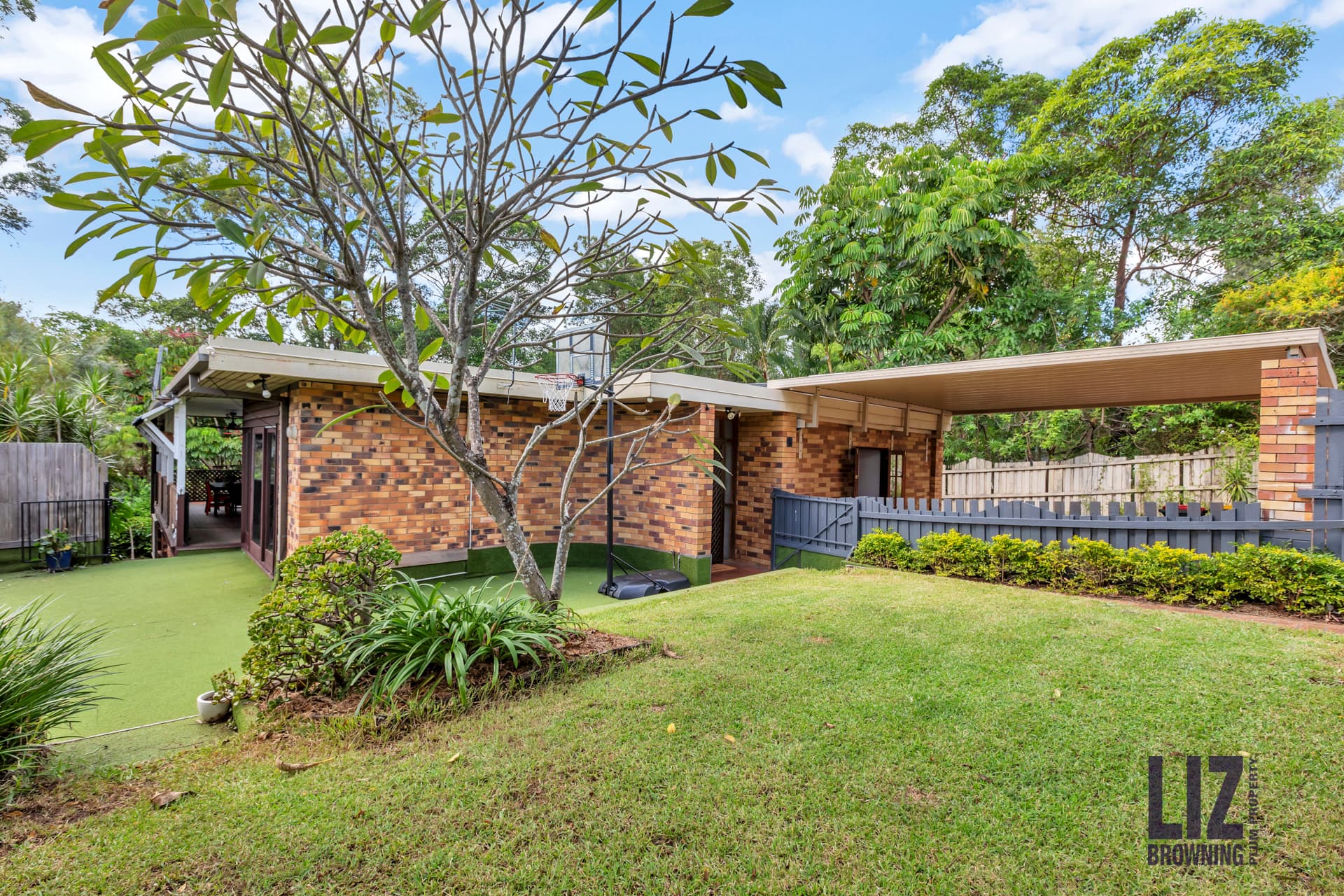 231 Chapel Hill Road, Chapel Hill - Thumbnail 3