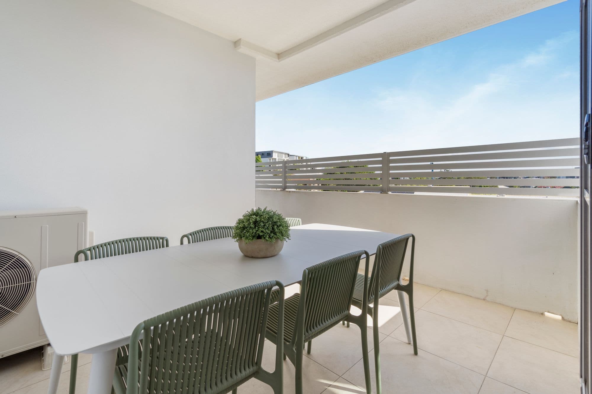 15/27 York Street, Indooroopilly - Thumbnail 5