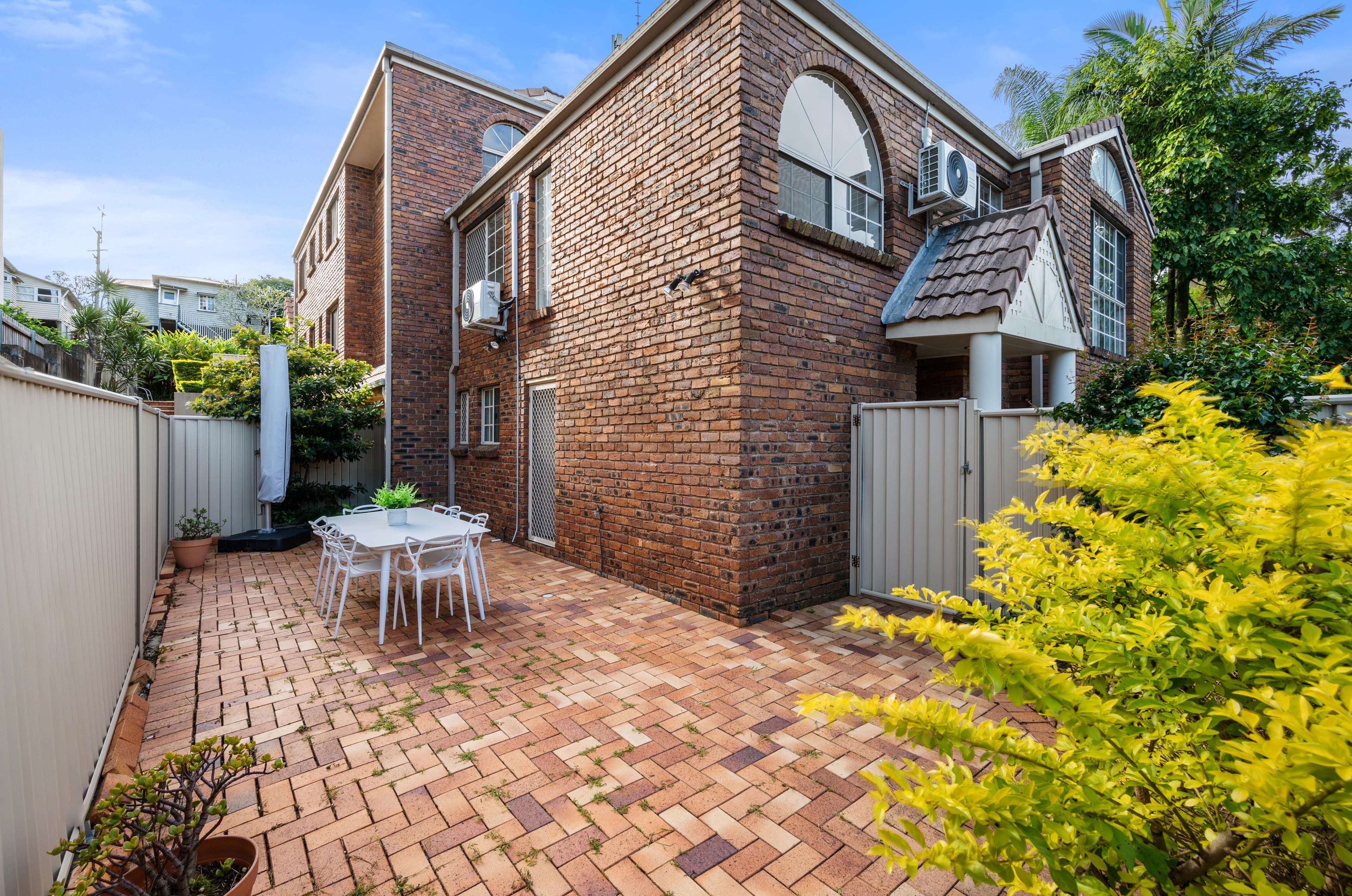 1/6 Shirley Street, Indooroopilly - Thumbnail 5