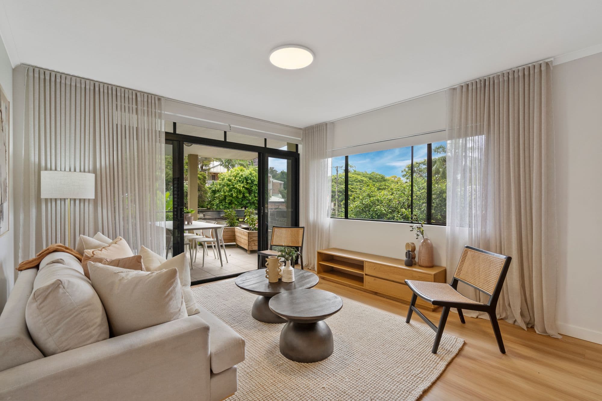 3/120 Central Avenue, Indooroopilly - Image 1