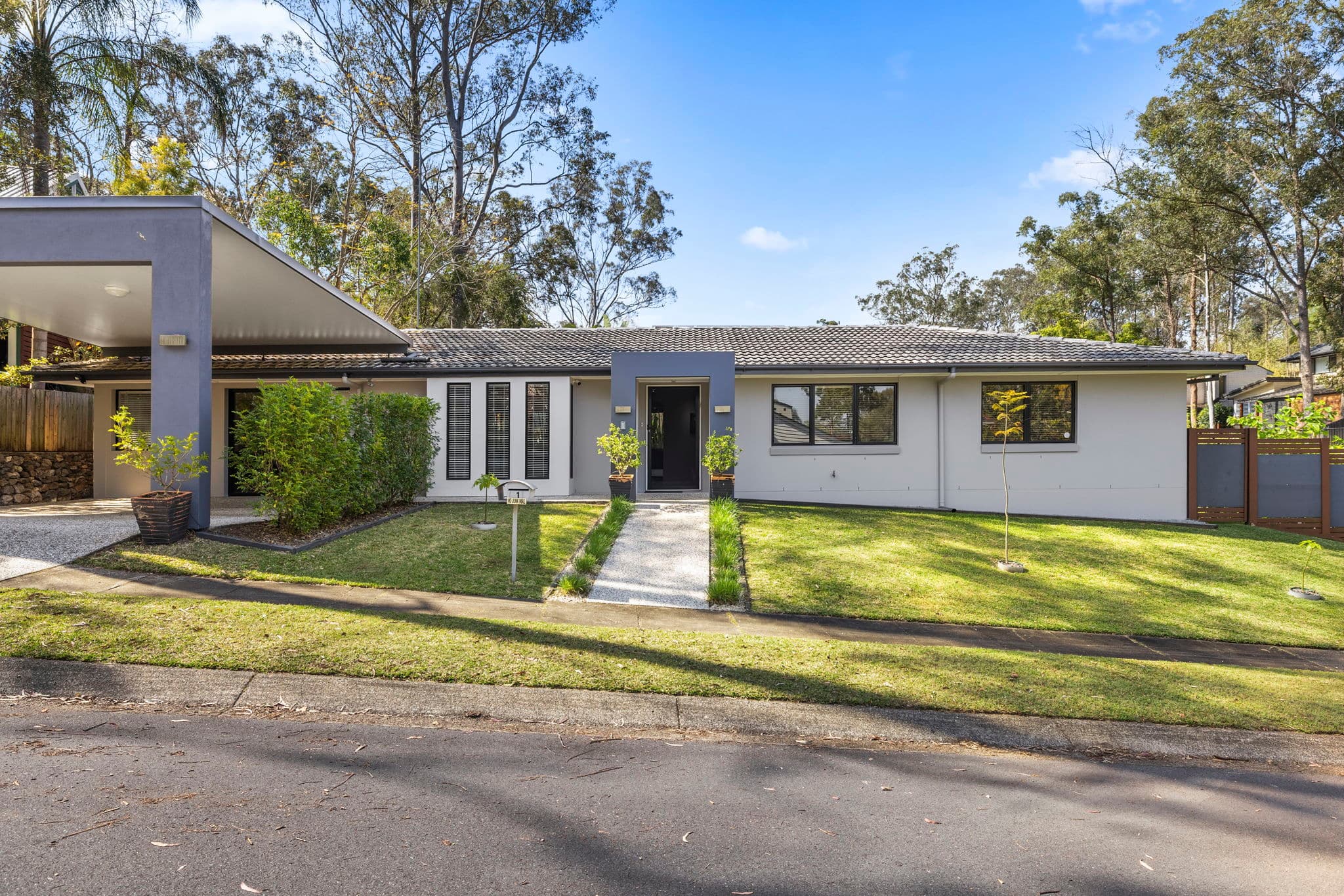 1 Sun Place, Chapel Hill - Image 1