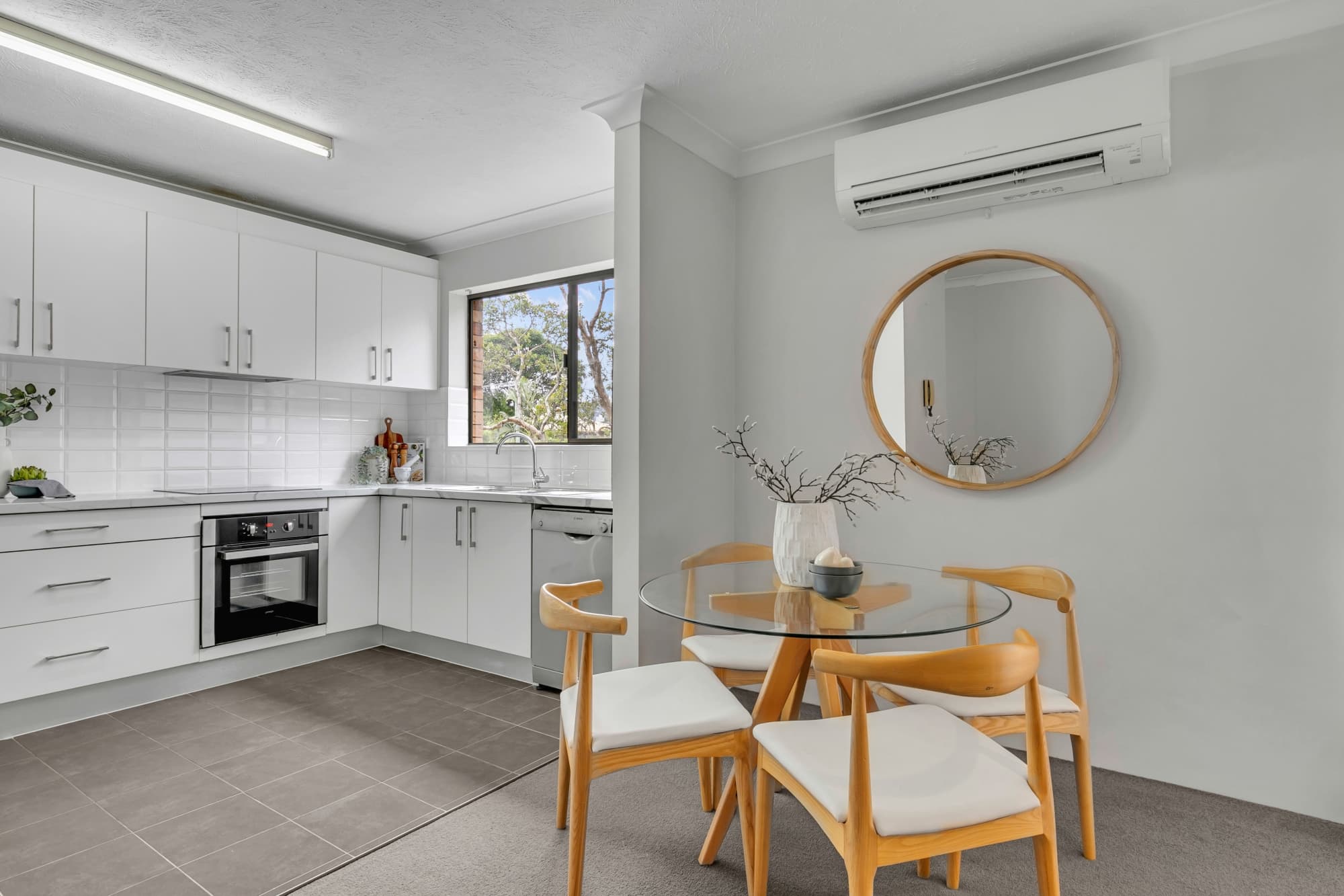 1/40 York Street, Indooroopilly - Thumbnail 3