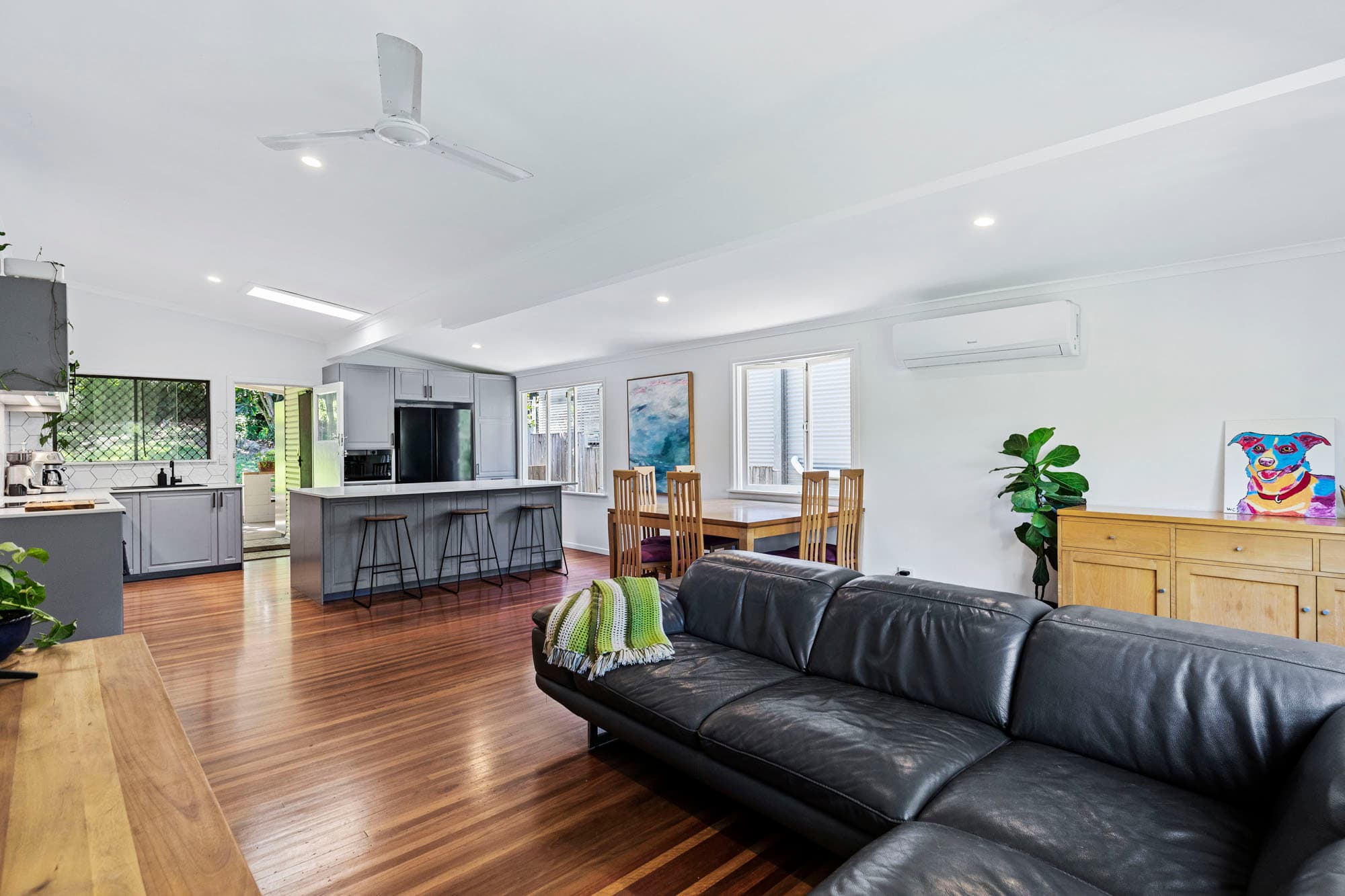 11 Pictavia Street, Toowong - Thumbnail 4