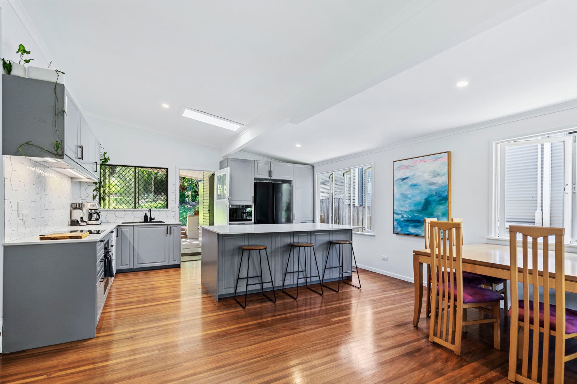 11 Pictavia Street, Toowong - Thumbnail 5