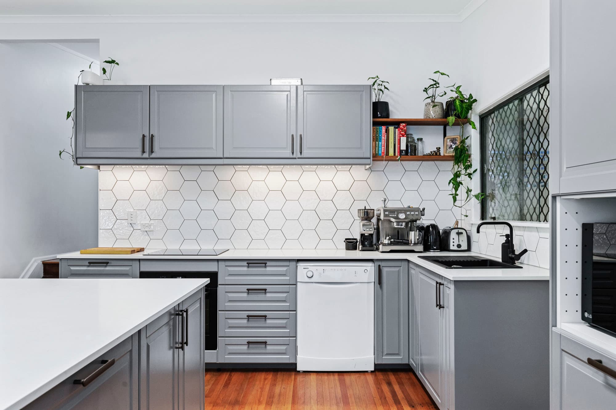 11 Pictavia Street, Toowong - Thumbnail 8