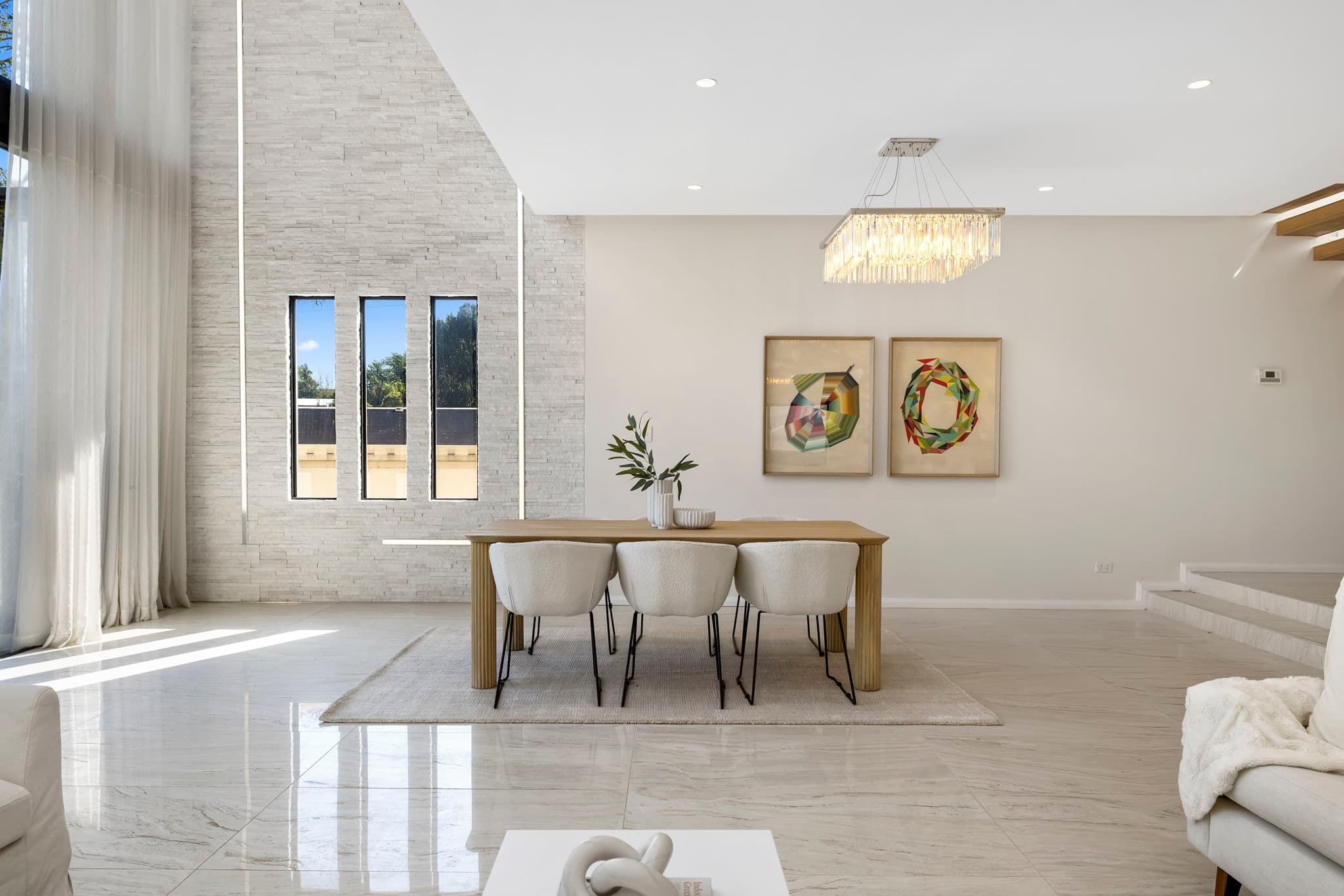 46 Burns Parade, Chapel Hill - Thumbnail 2
