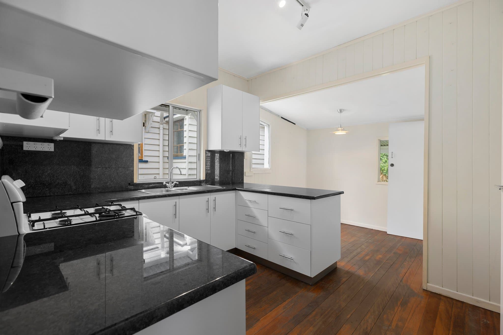 62 Gerler Street, Bardon - Thumbnail 8