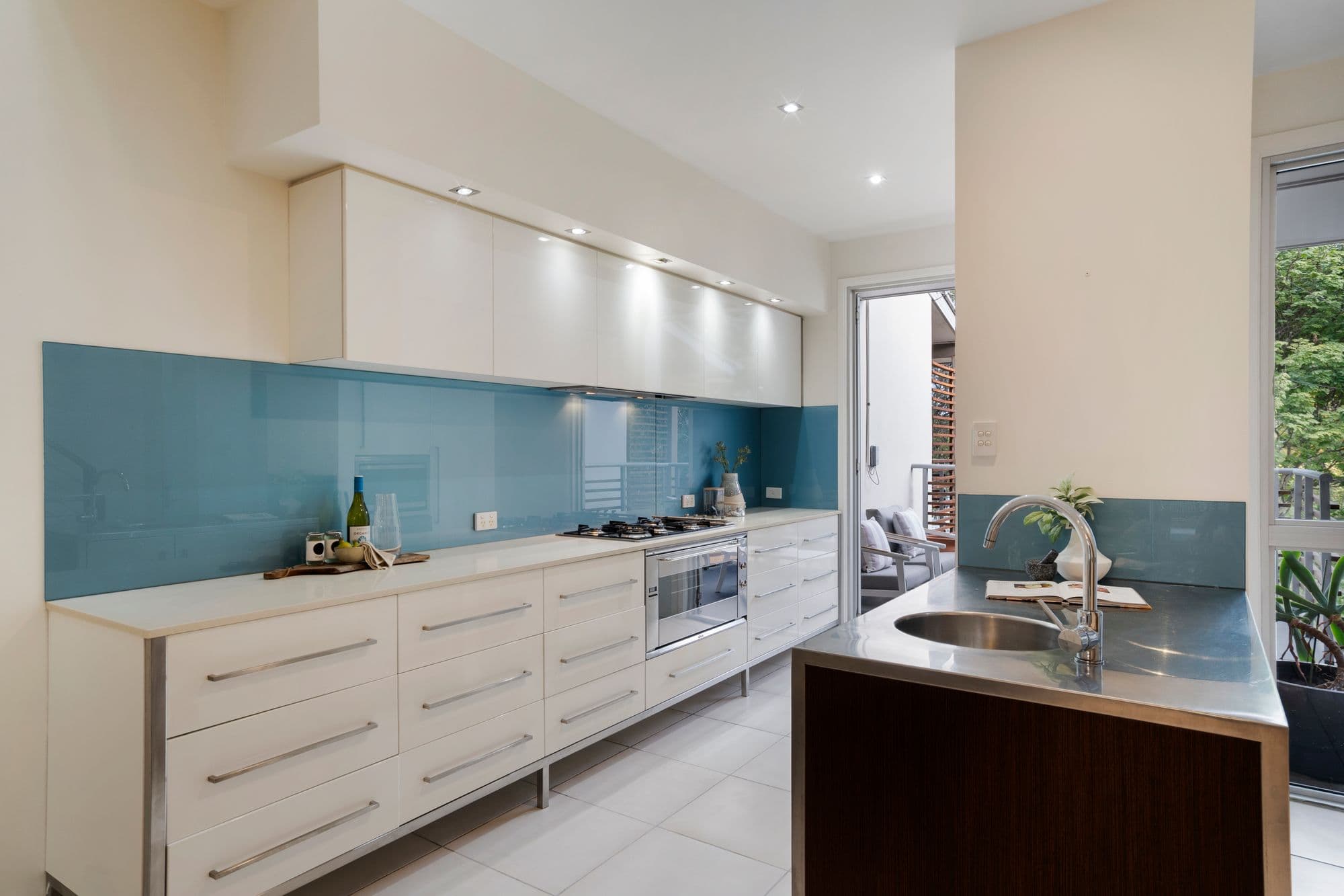 2/22 Rennie Street, Indooroopilly - Thumbnail 8
