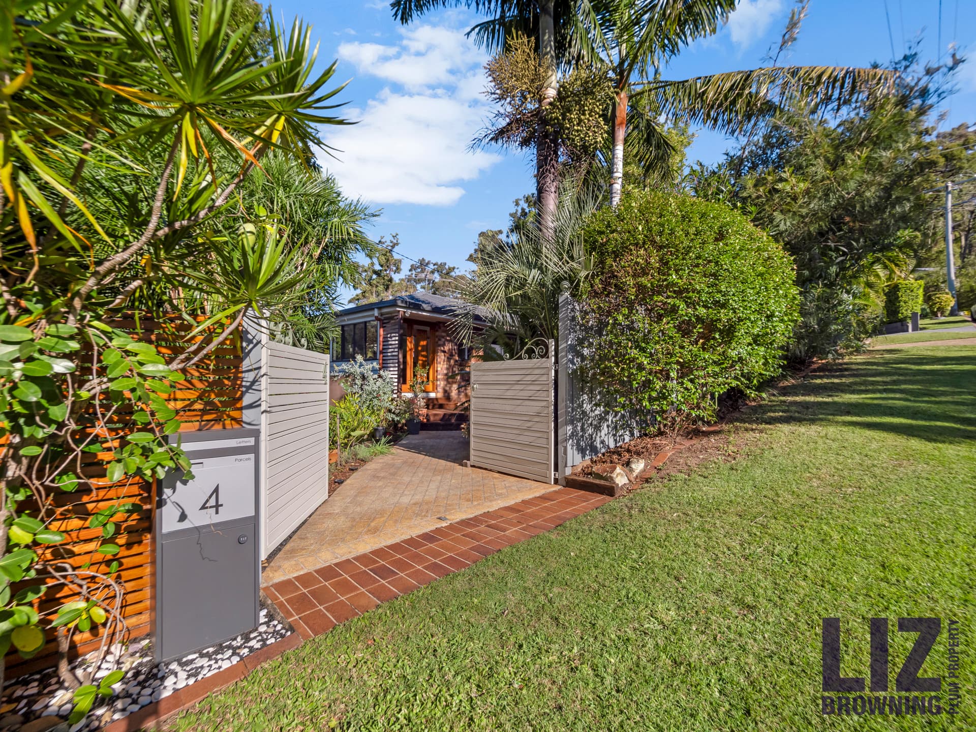 4 Neptune Street, Chapel Hill - Thumbnail 2
