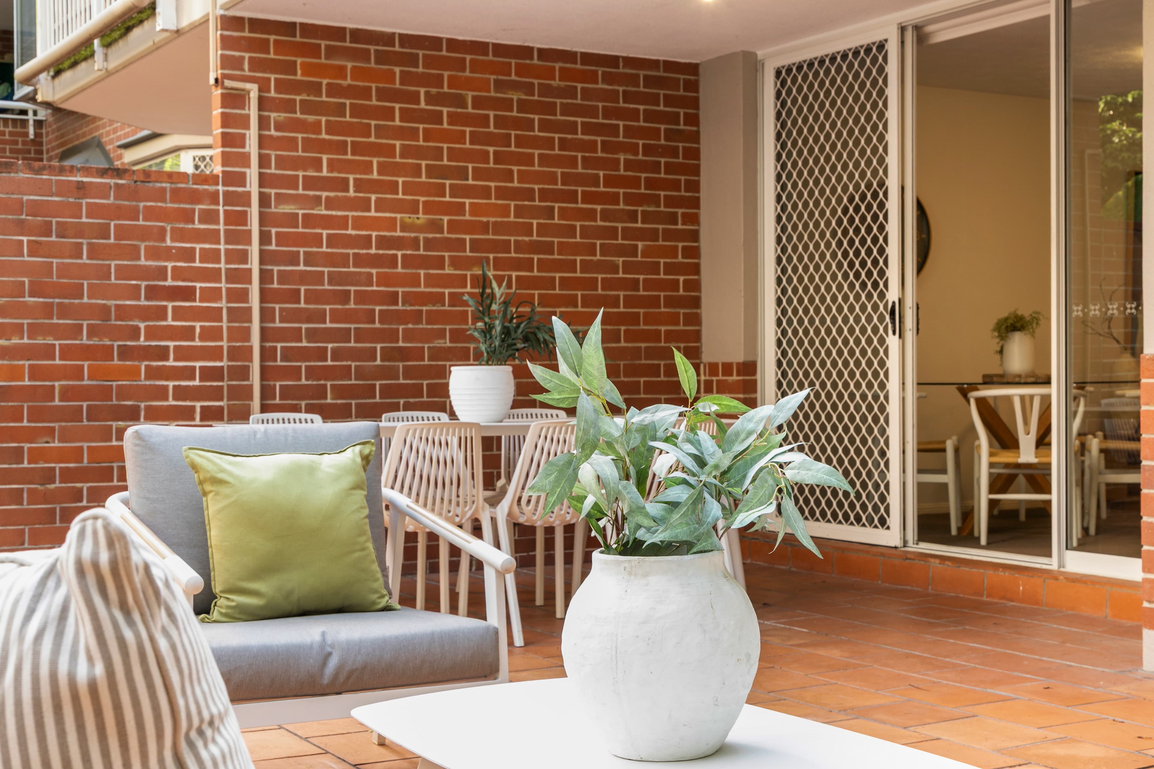 5/22 York Street, Indooroopilly - Thumbnail 4