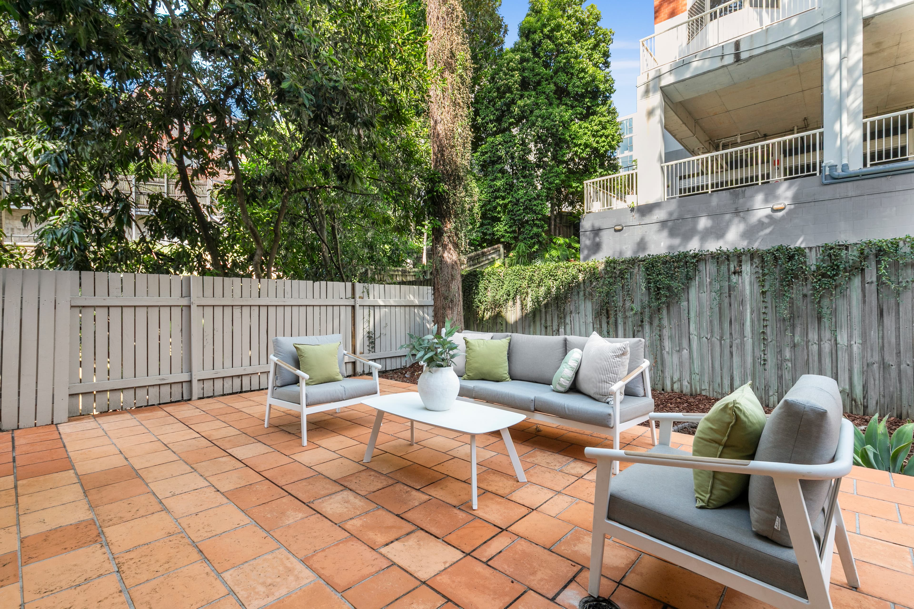 5/22 York Street, Indooroopilly - Thumbnail 3