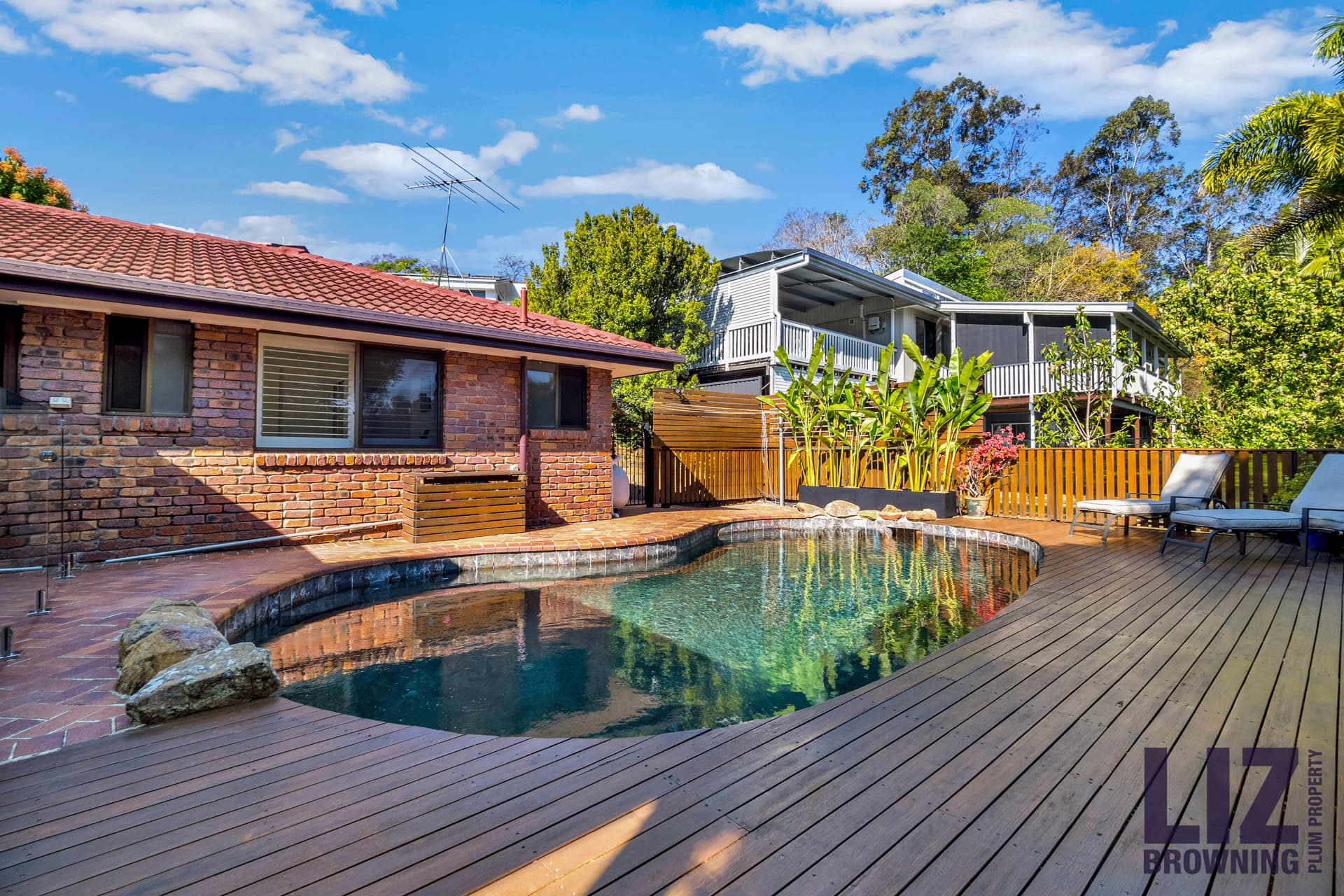 3 Jocelyn Court, Chapel Hill - Thumbnail 2
