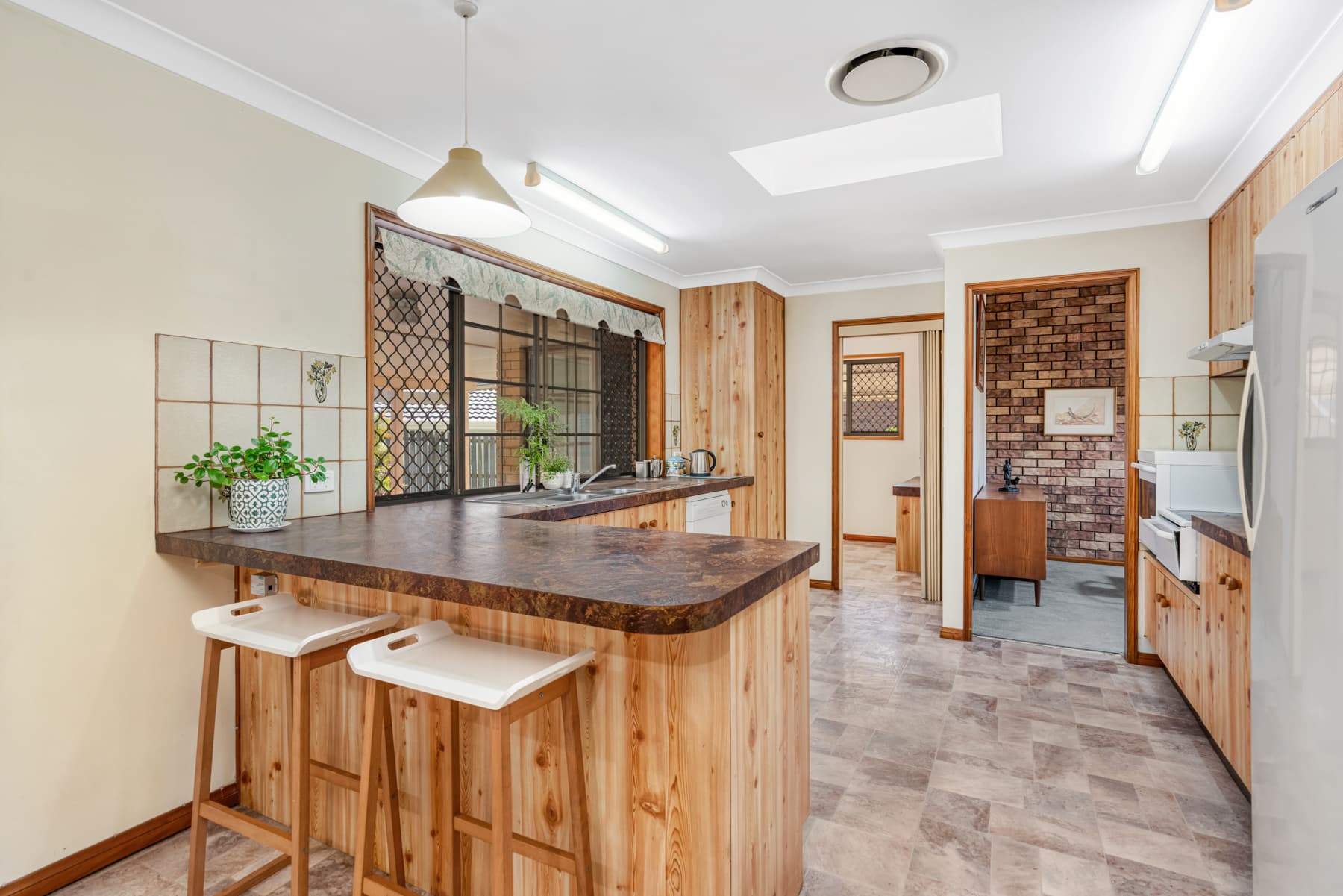 15 Lochleven Street, Carindale - Thumbnail 3