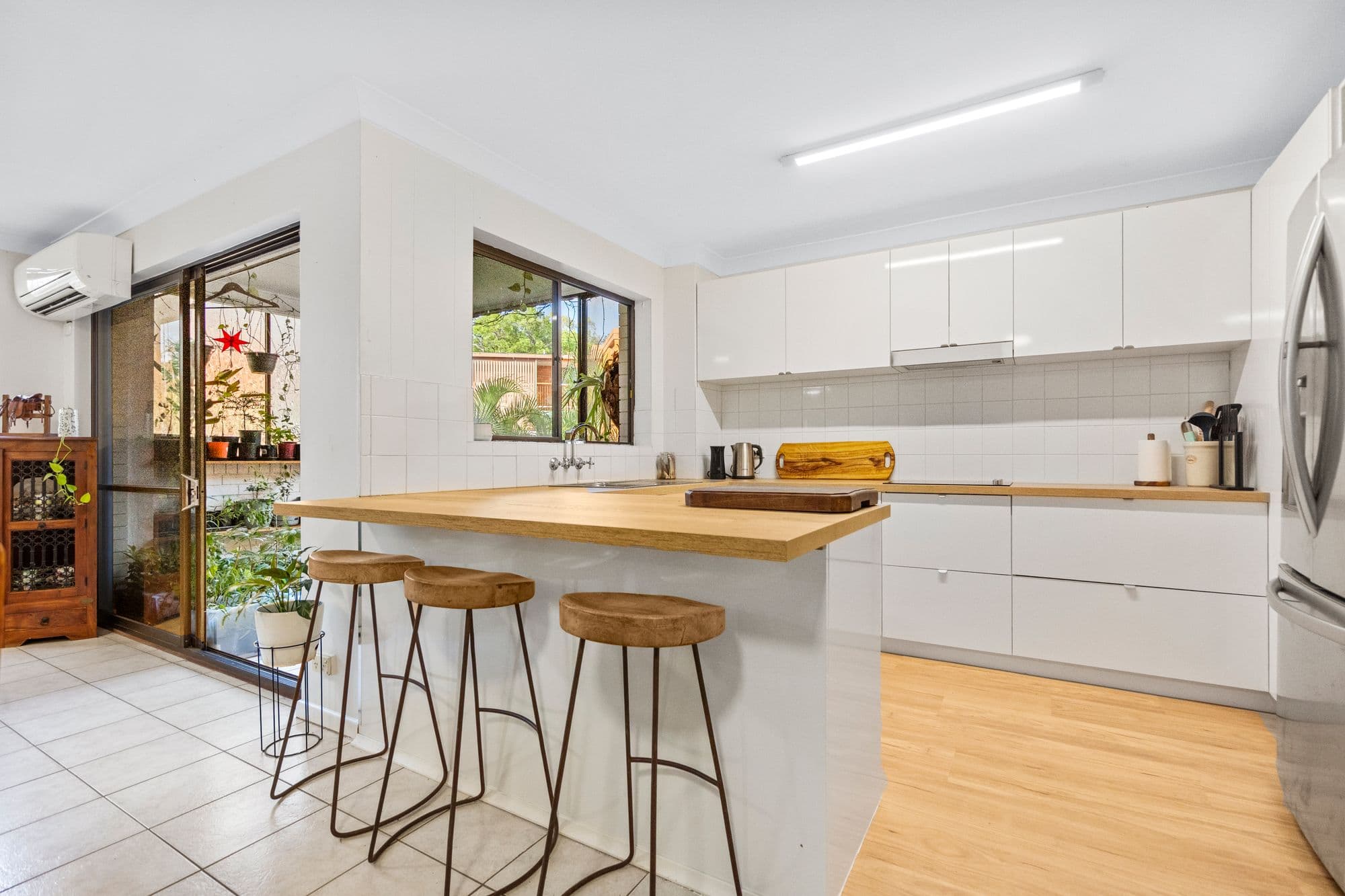 39/44 Brisbane Stree..., Toowong - Thumbnail 2