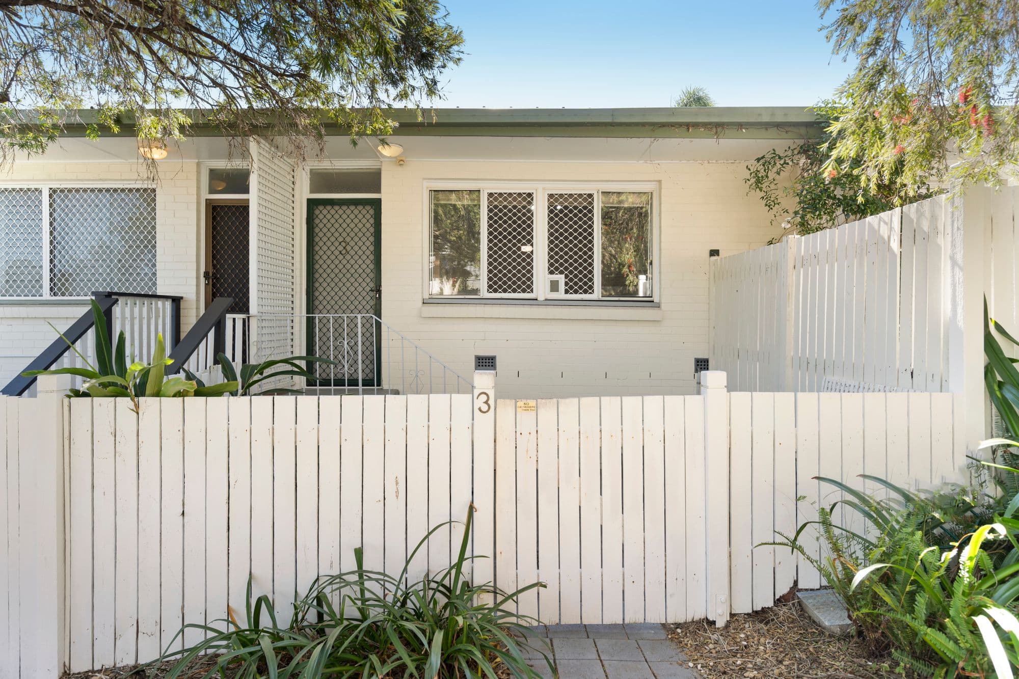 3/43 Saunders Street, Indooroopilly - Thumbnail 3