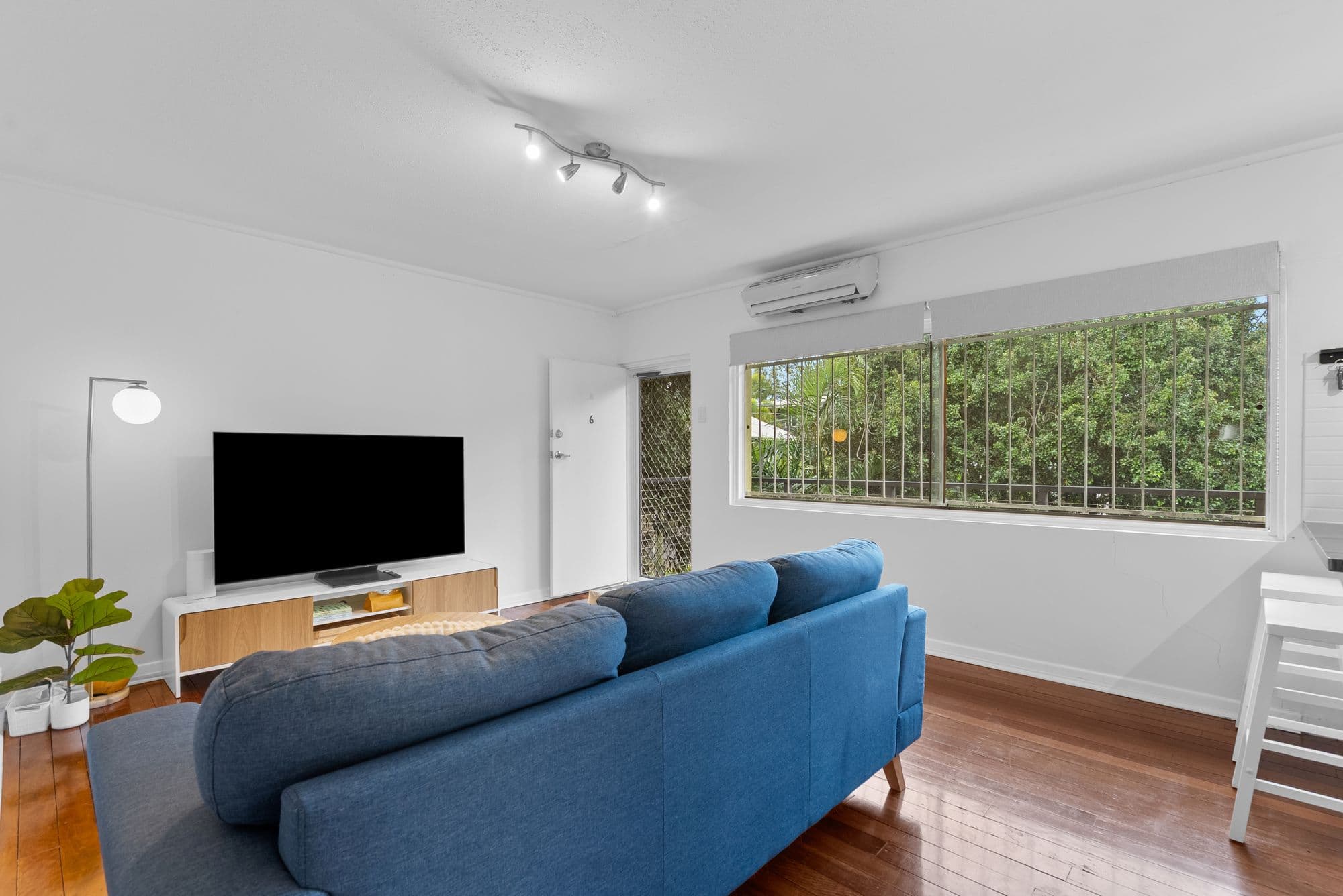 6/19 Quinn Street, Toowong - Thumbnail 3