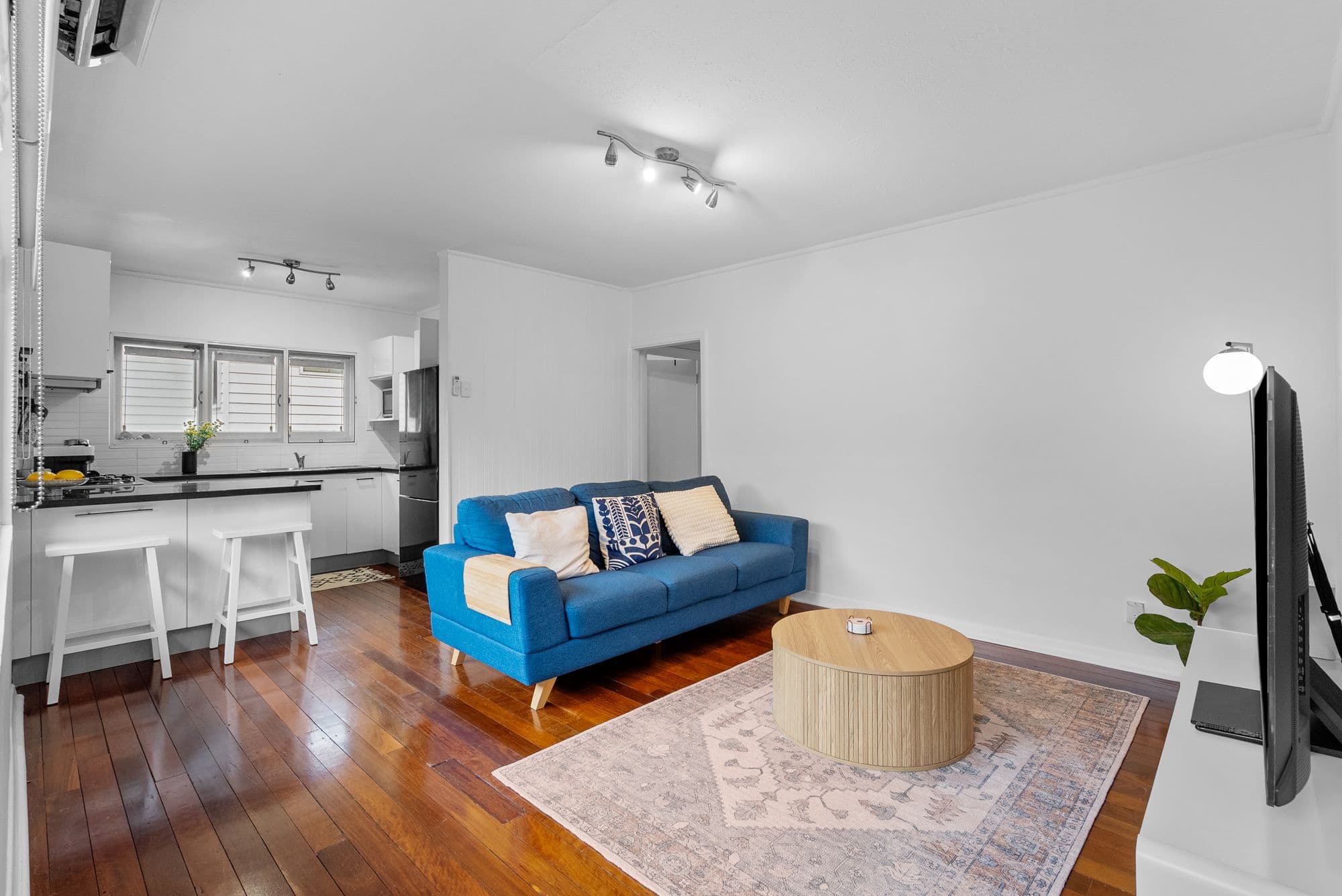 6/19 Quinn Street, Toowong - Image 1