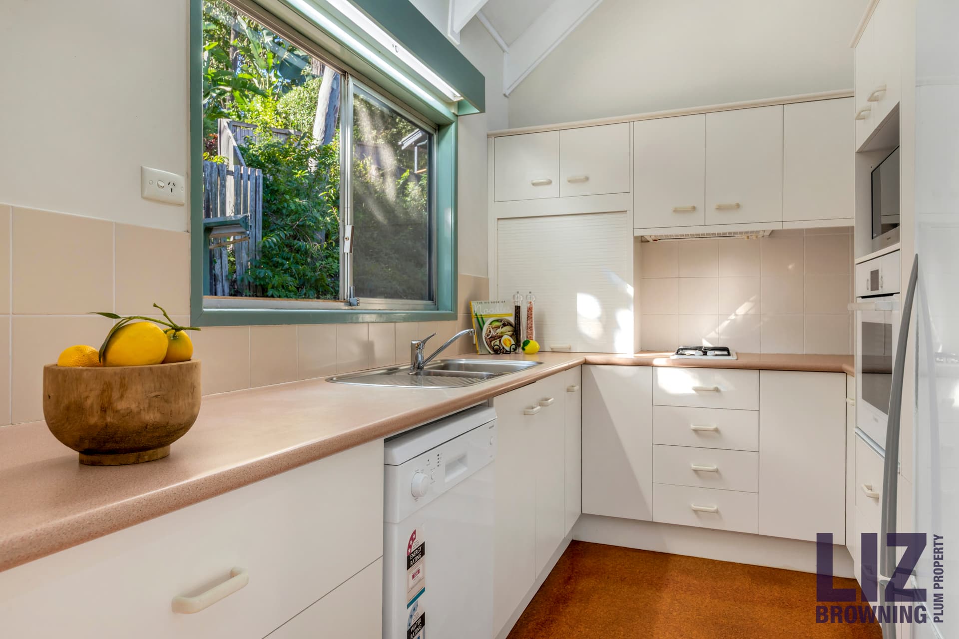 15 Tucker Street, Chapel Hill - Thumbnail 7