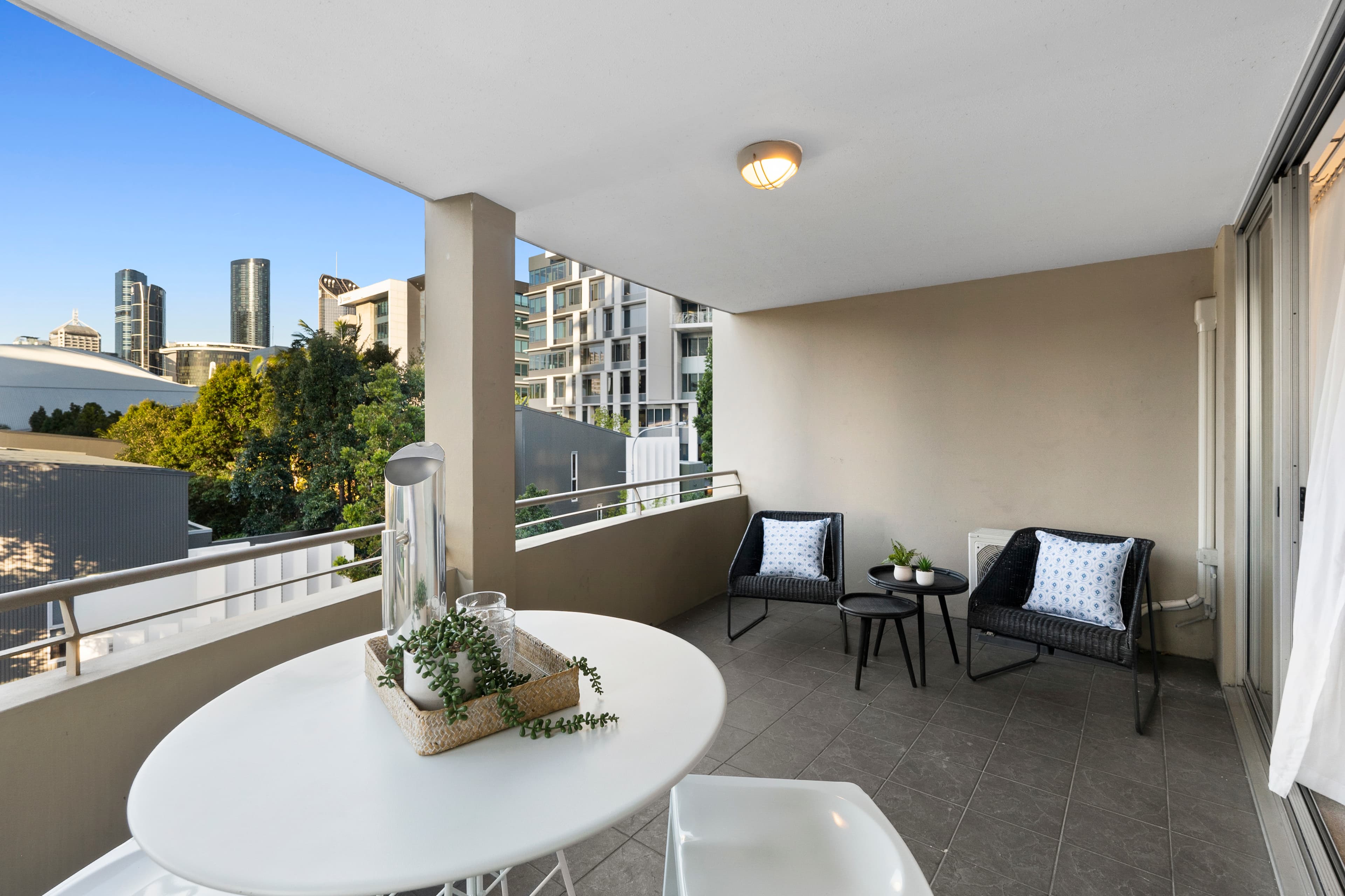 7/45 Cordelia Street, South Brisbane - Thumbnail 2