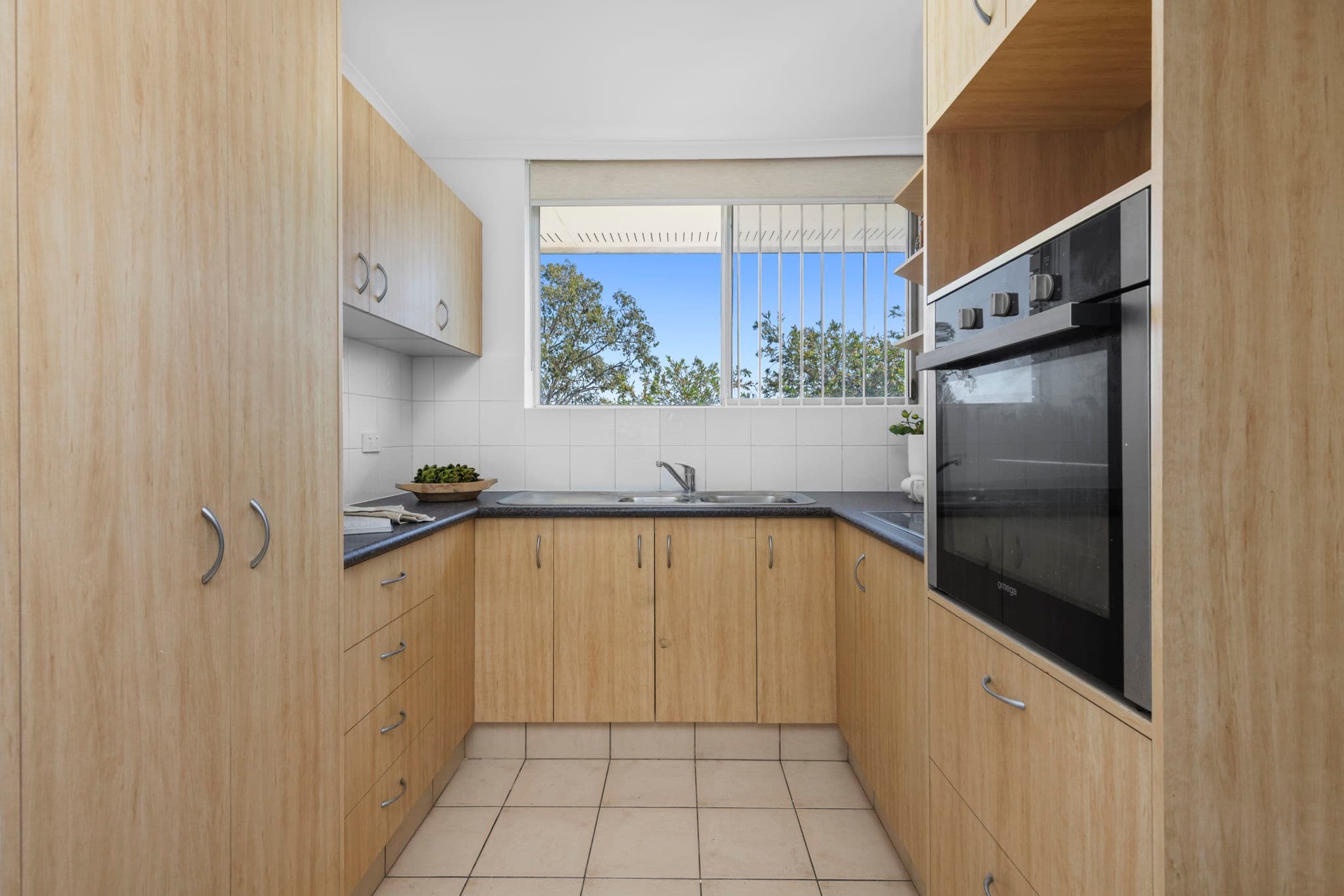 5/53 Clarence Road, Indooroopilly - Thumbnail 5