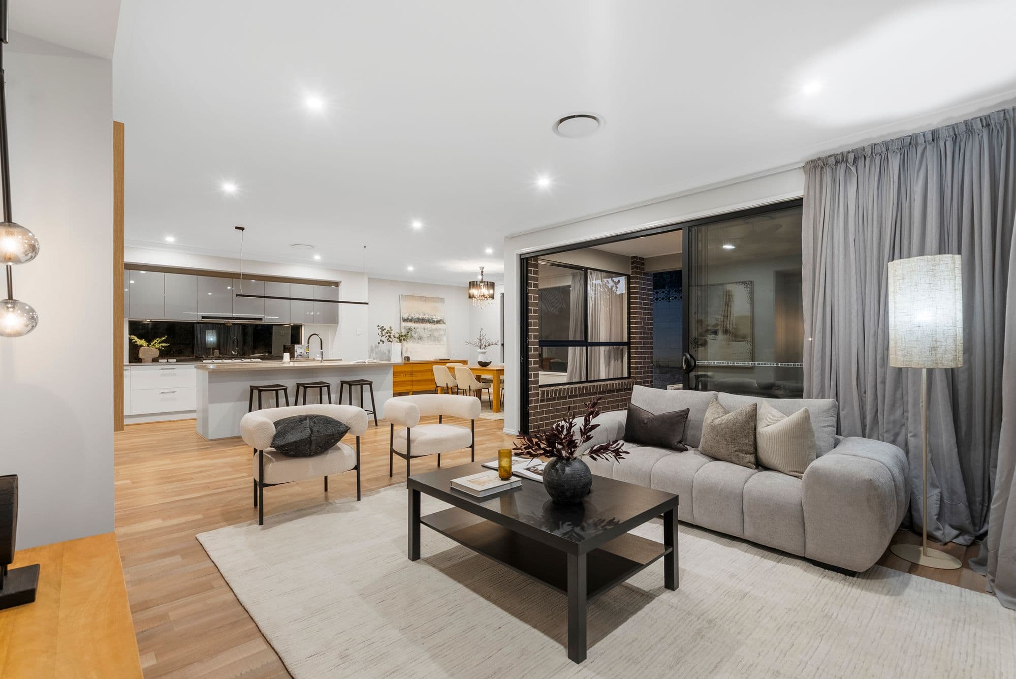 31 Timbarra Crescent, Jindalee - Thumbnail 2