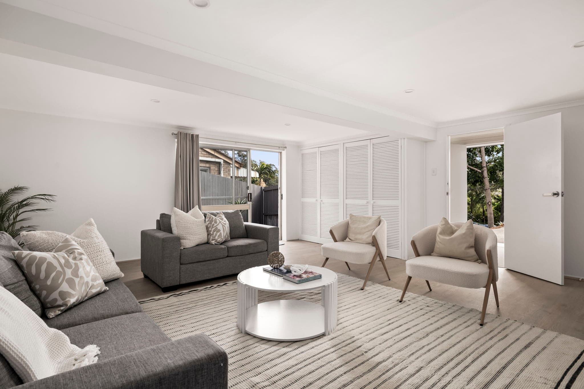 10 Fairweather Stree..., Kenmore - Thumbnail 3