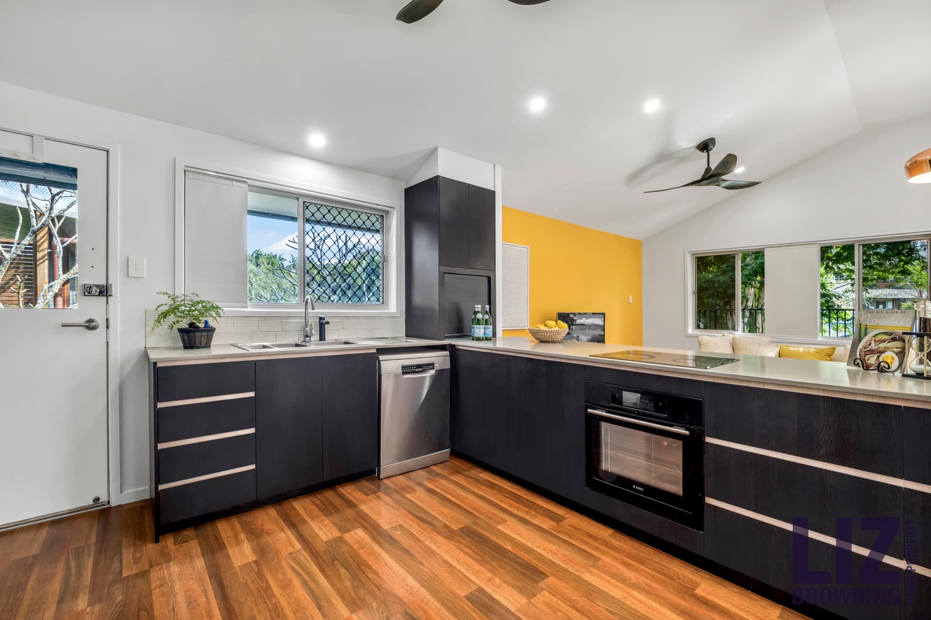 29 Tucker Street, Chapel Hill - Thumbnail 4