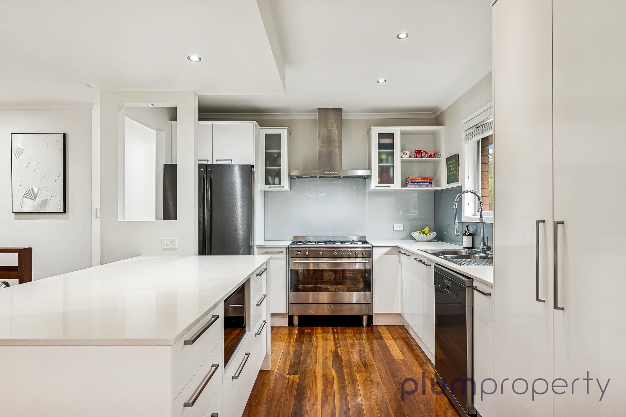 1 Winking Street, Chapel Hill - Thumbnail 8
