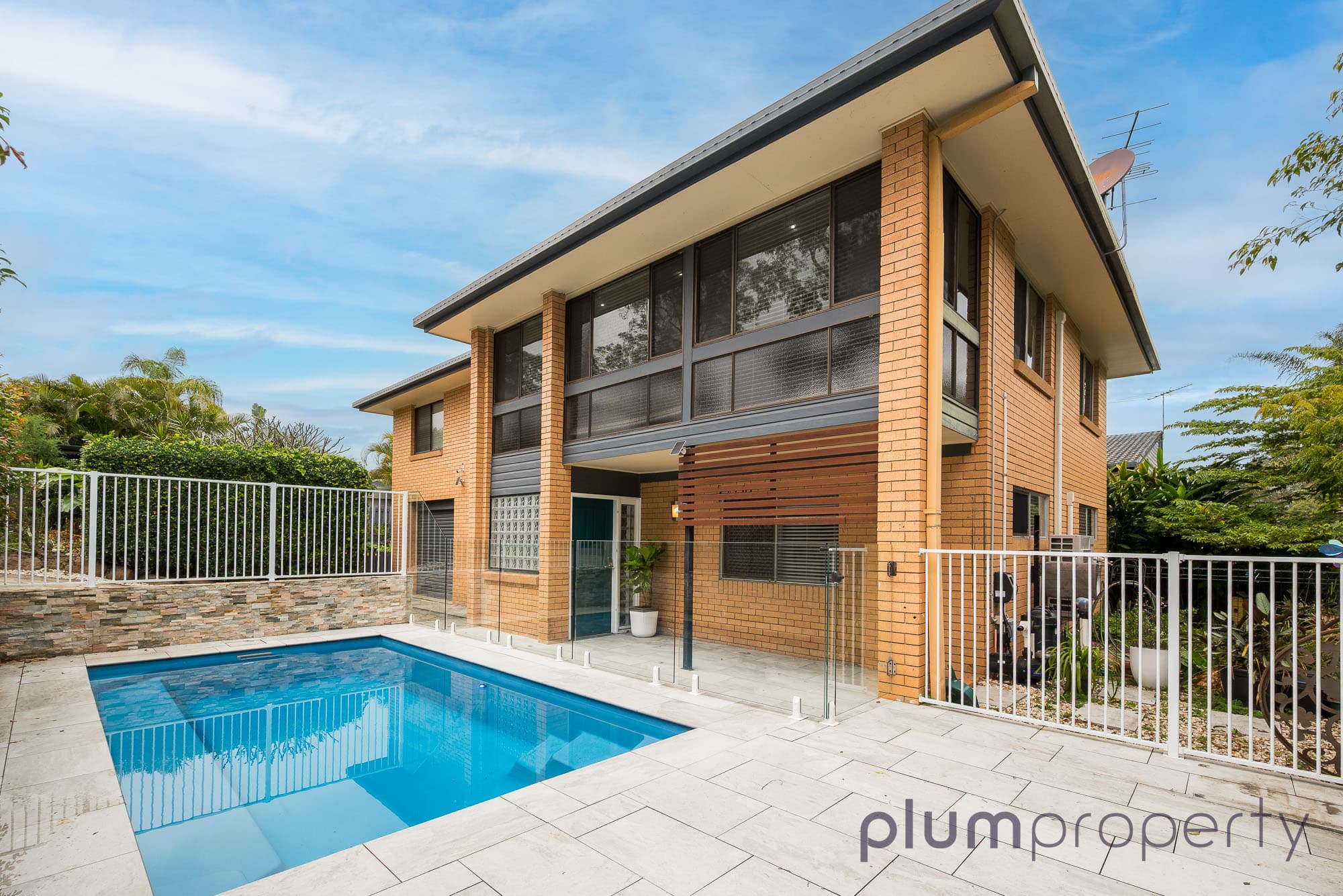 1 Winking Street, Chapel Hill - Image 1