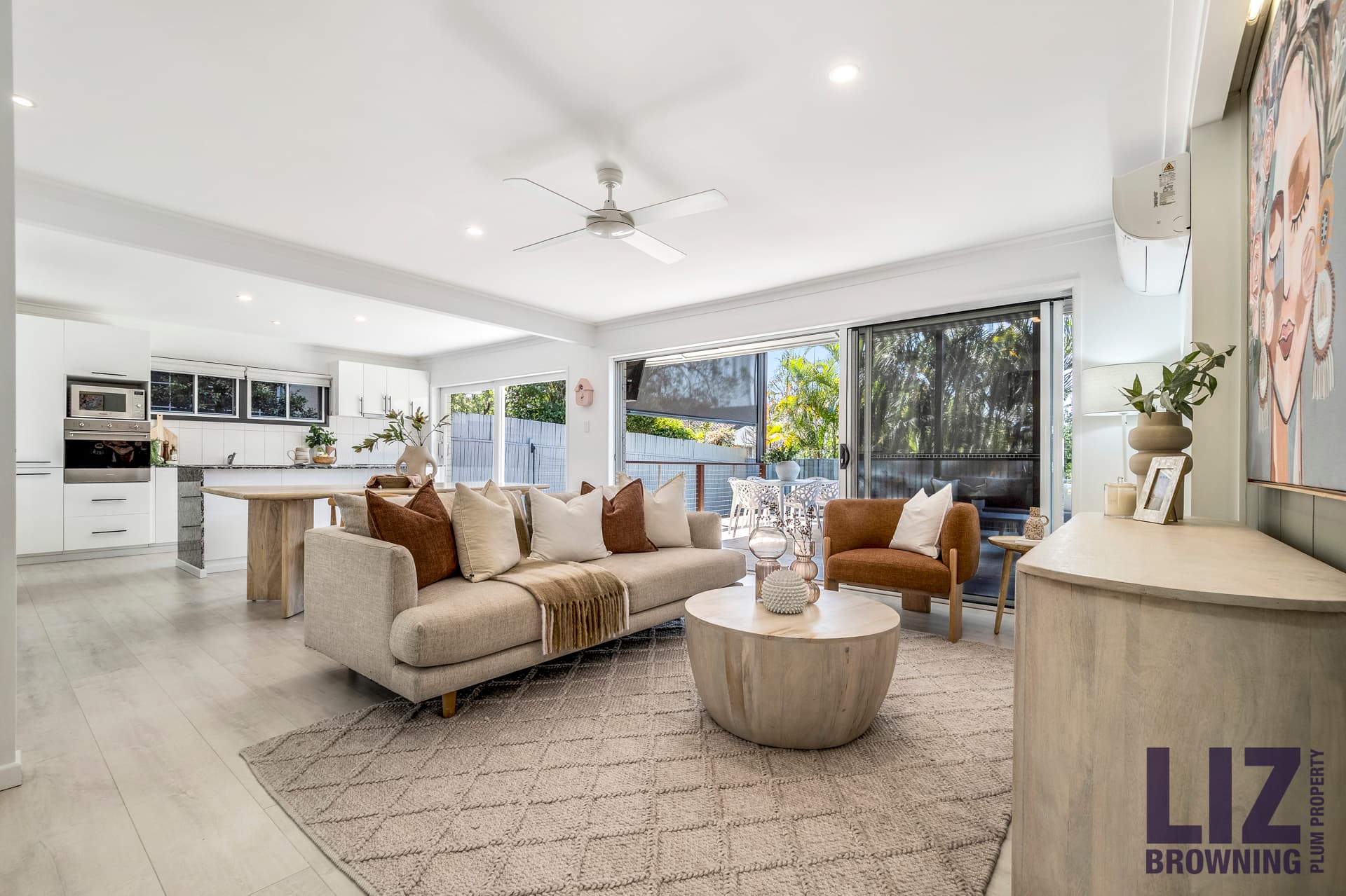 50 Kersley Road, Kenmore - Thumbnail 2