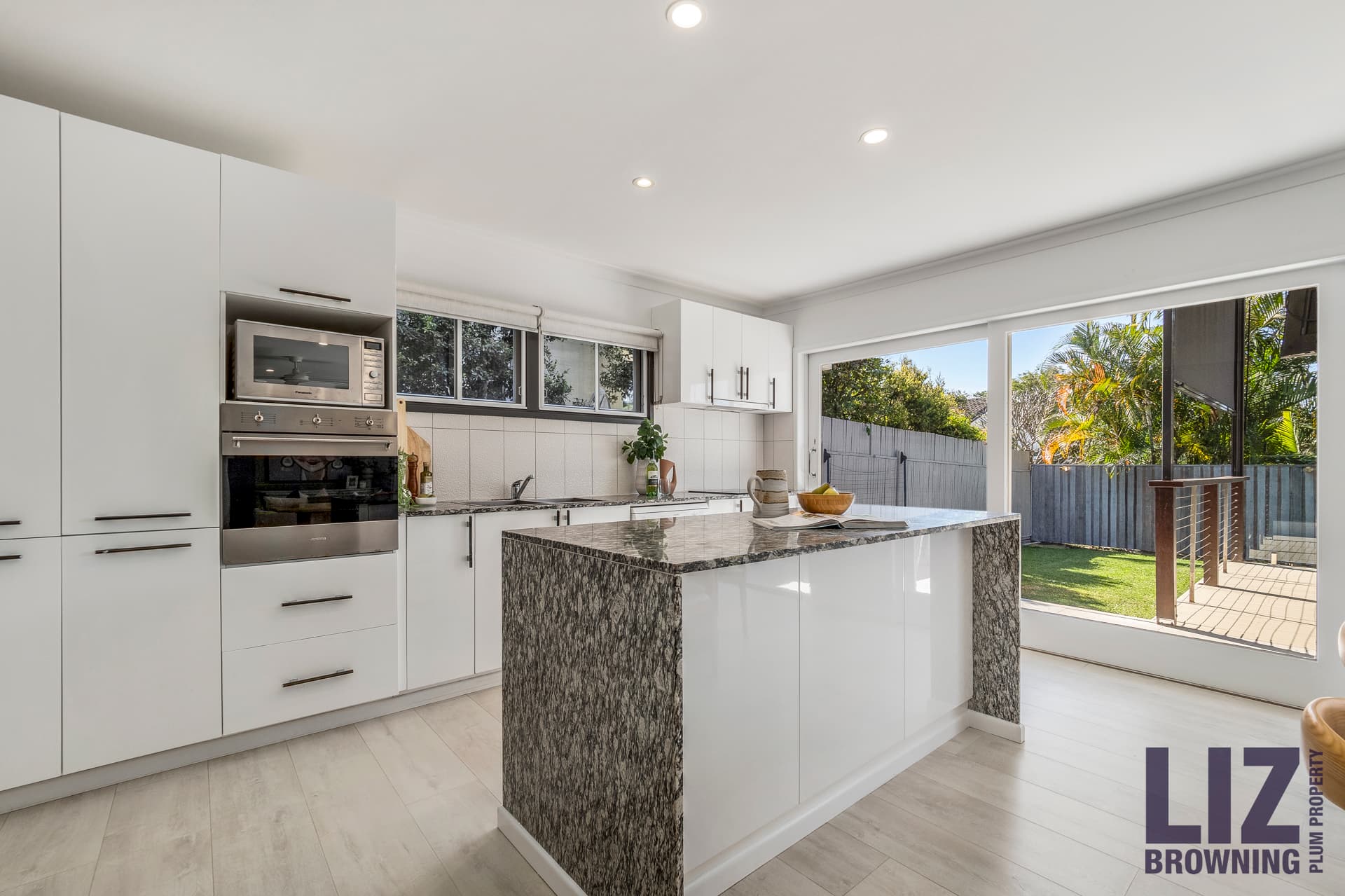 50 Kersley Road, Kenmore - Thumbnail 5
