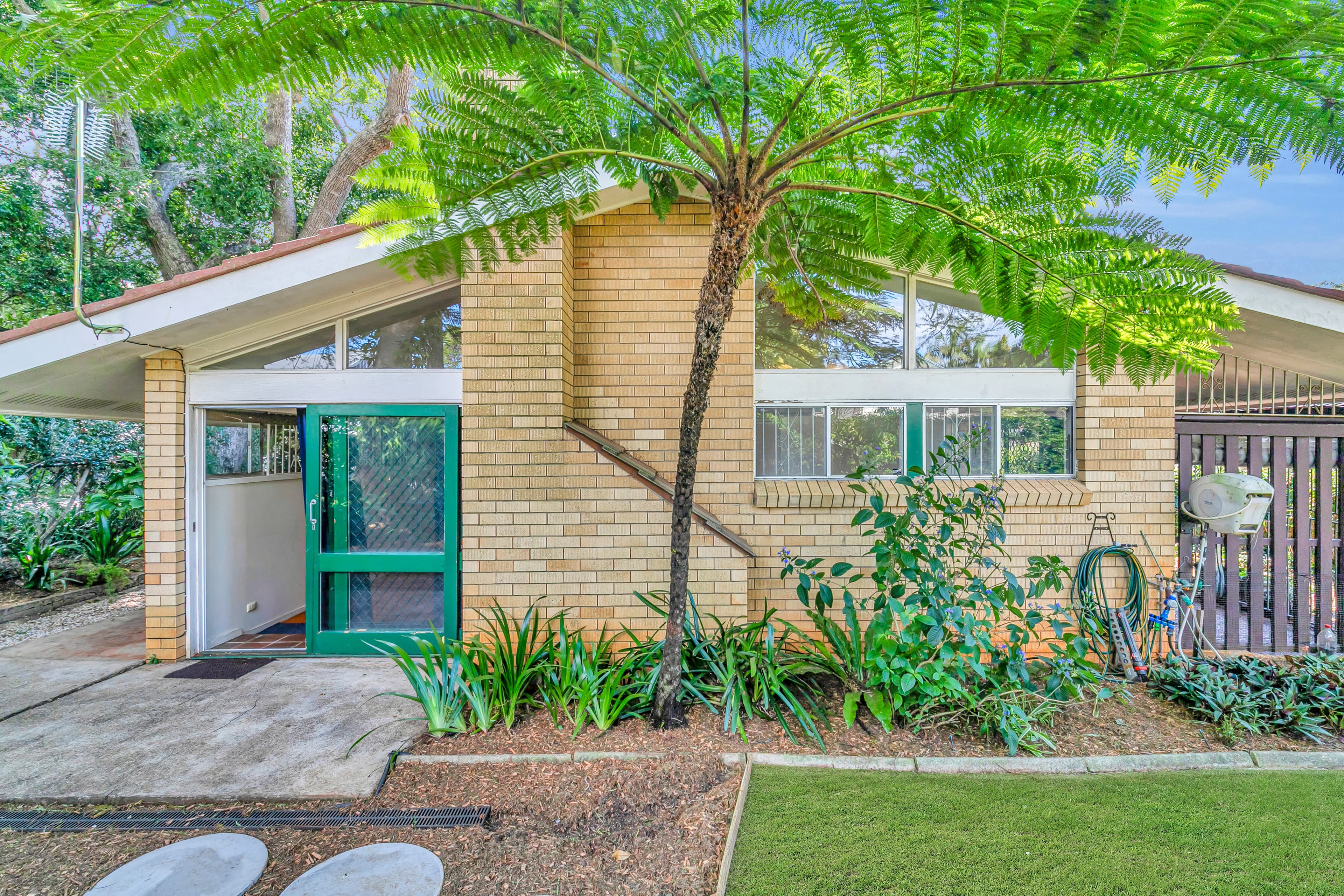 22 Lilly Street, Sherwood - Image 1