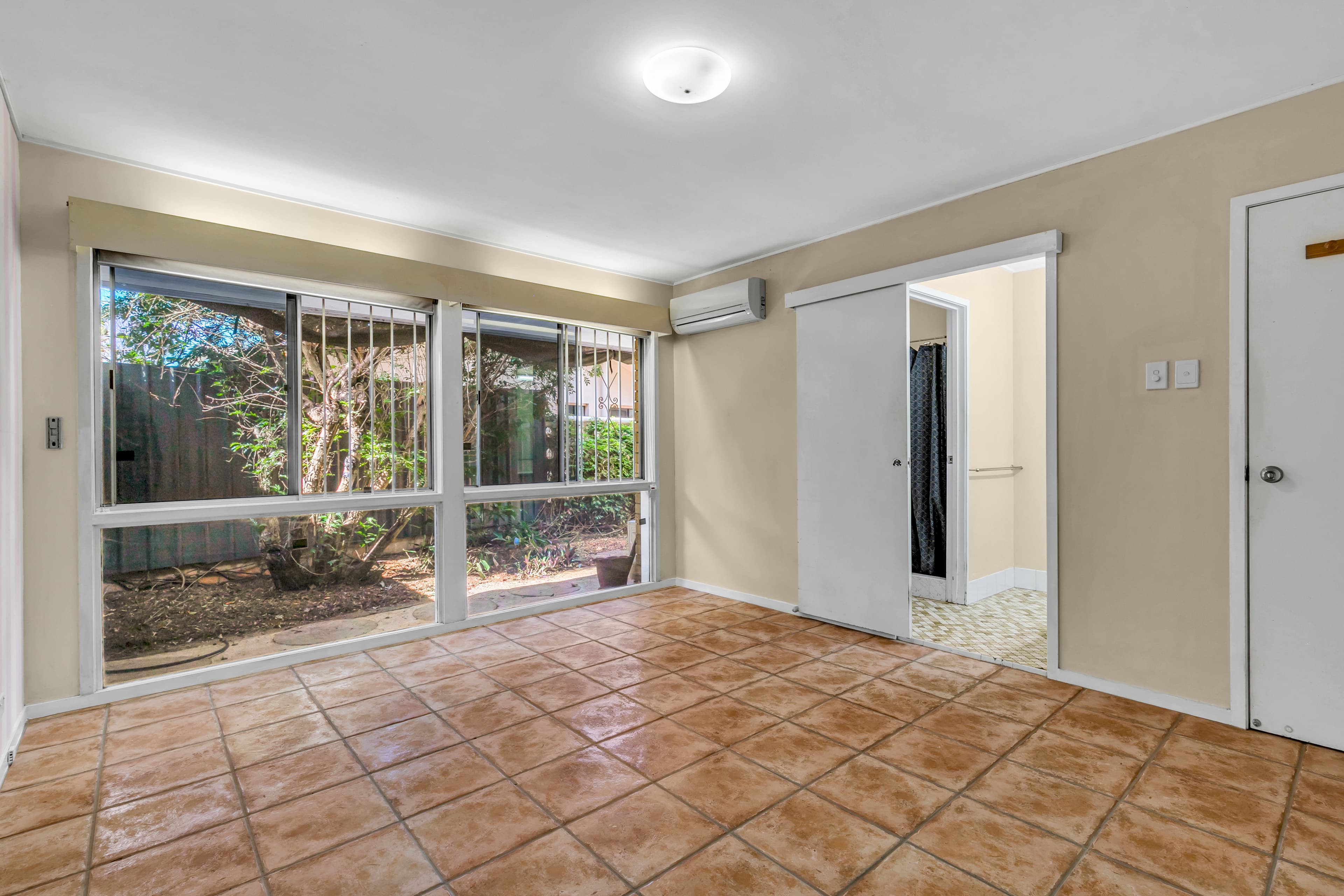 22 Lilly Street, Sherwood - Thumbnail 8