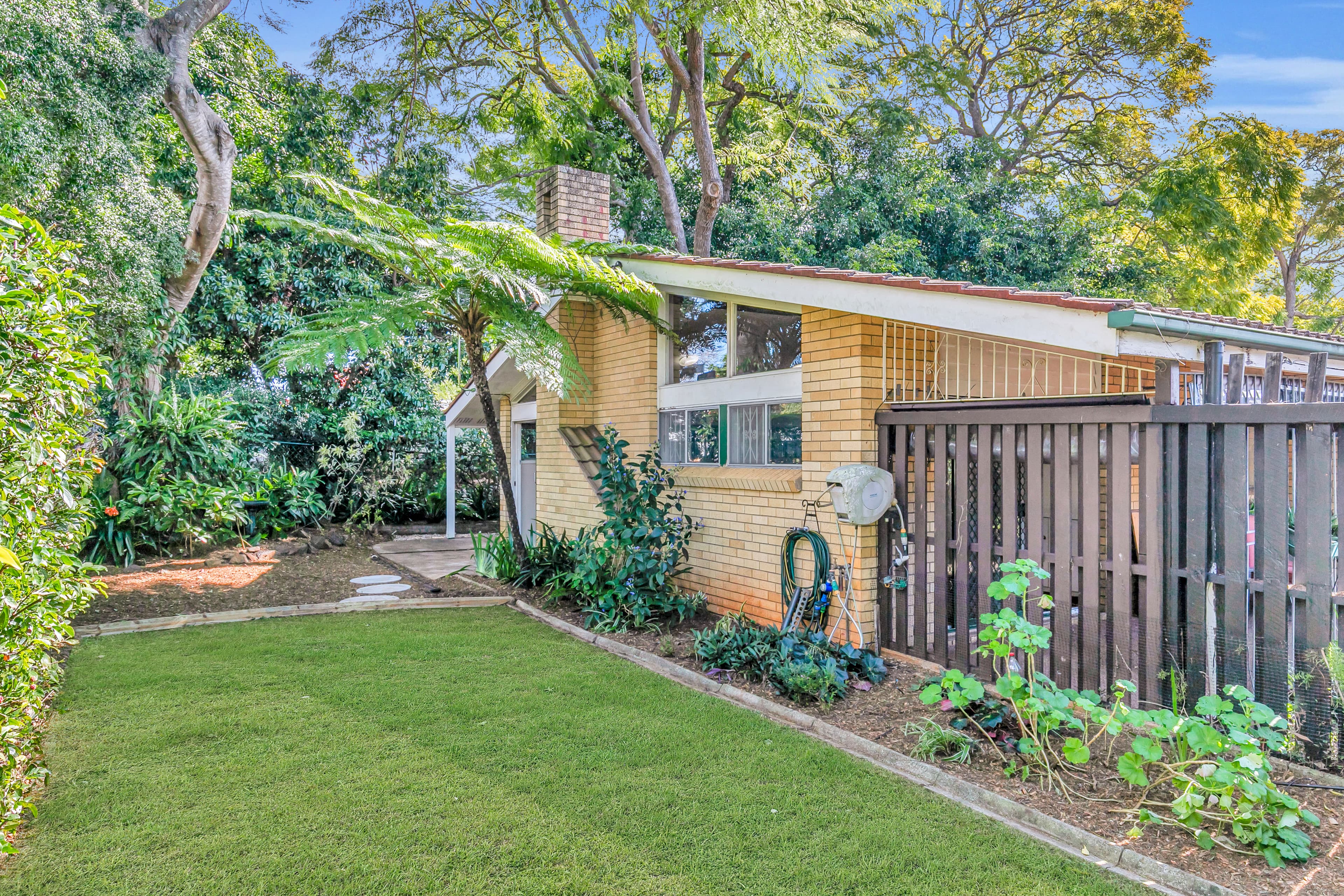22 Lilly Street, Sherwood - Thumbnail 2