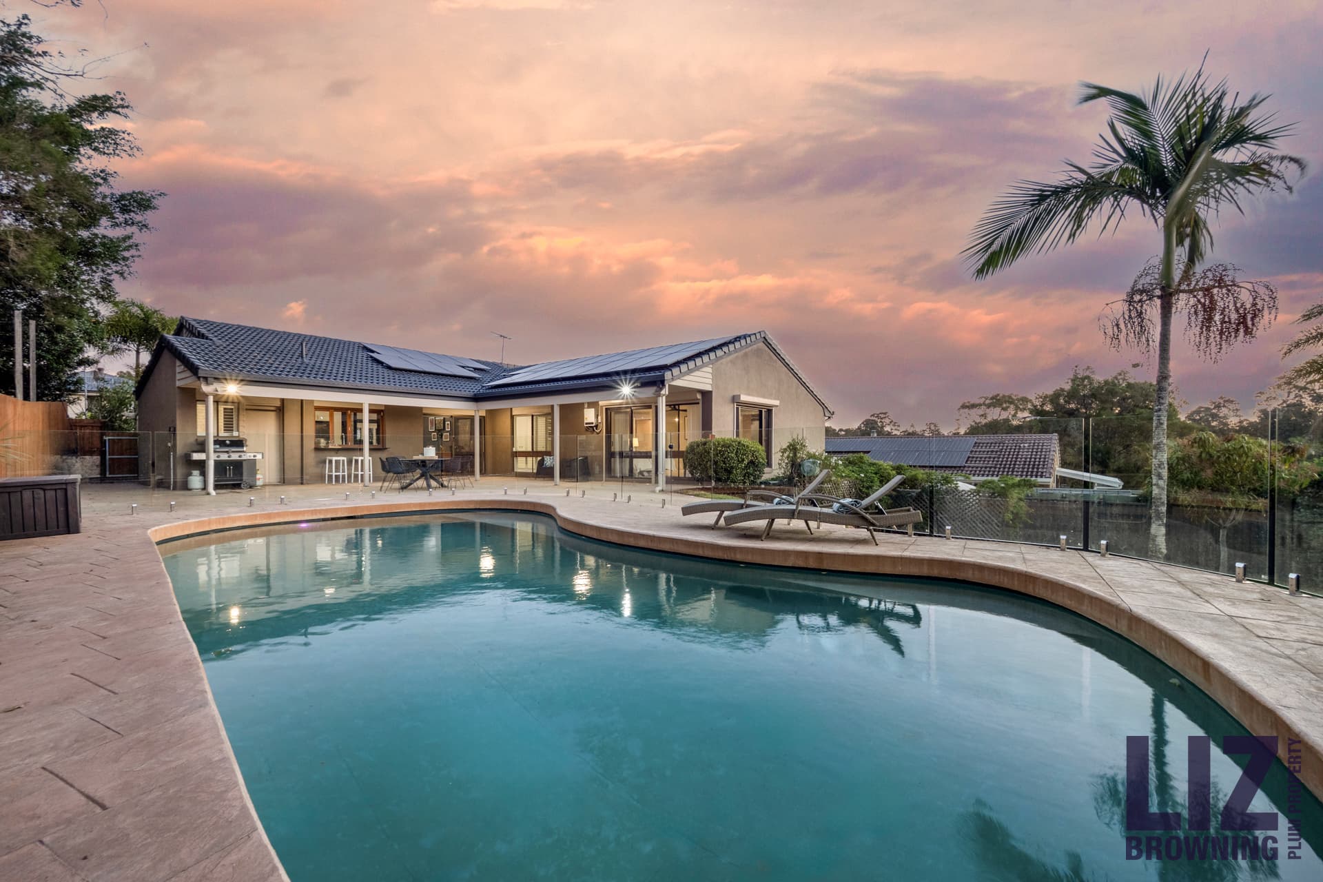 12 Sleaford Street, Chapel Hill - Image 1