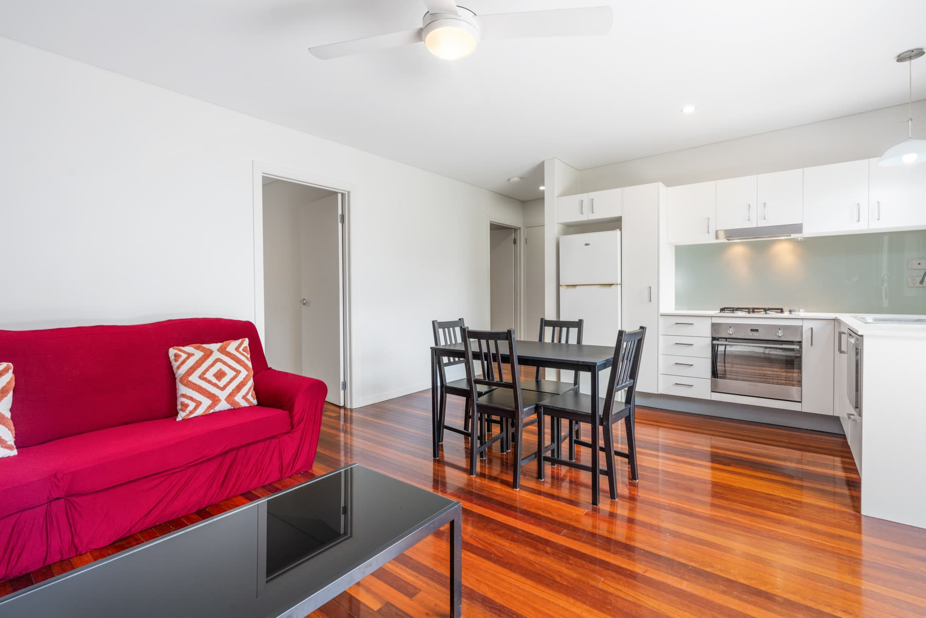 3/15 Halstead Street, Coorparoo - Image 1