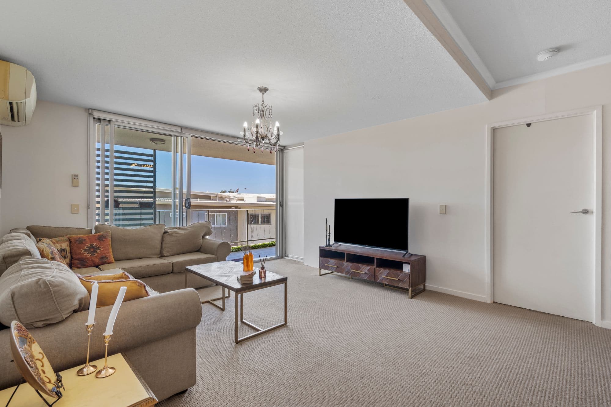 79/95 Clarence Road, Indooroopilly - Thumbnail 2